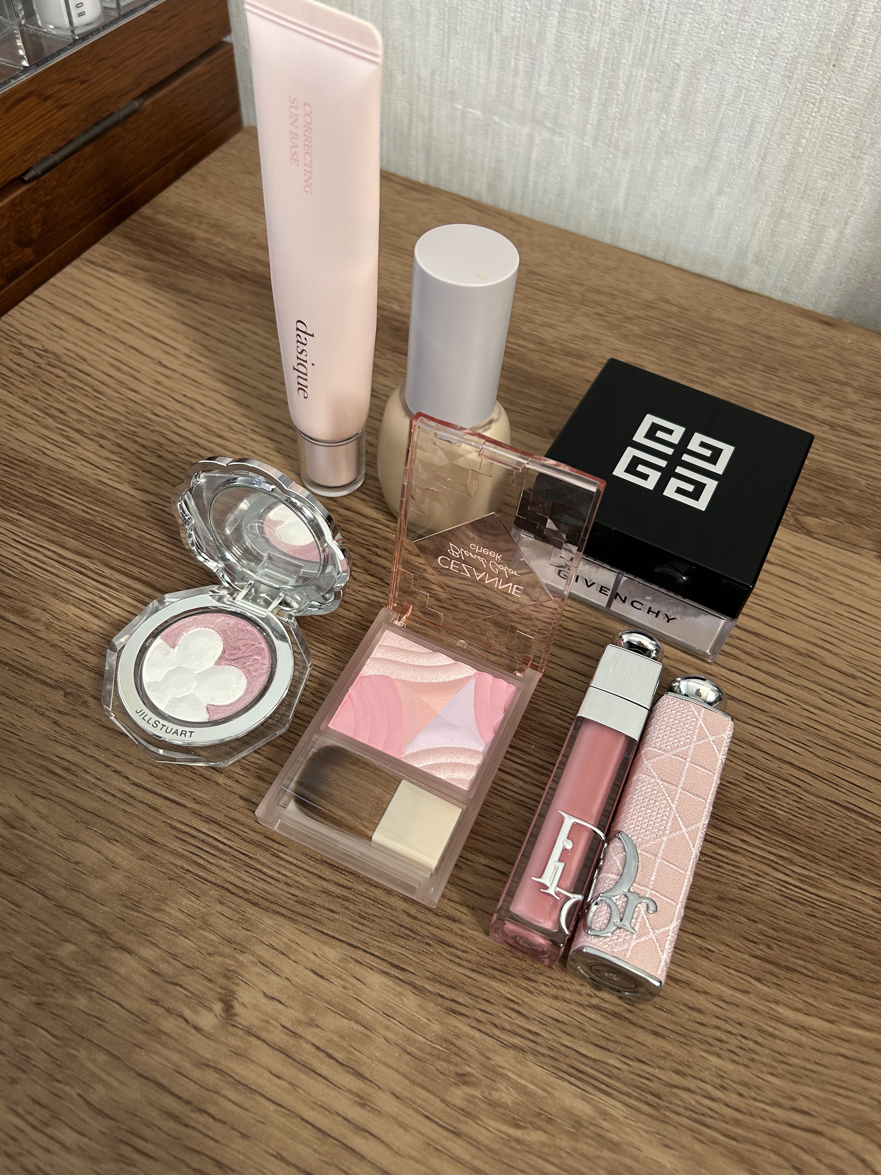 ディオール アディクト リップスティック 212 チュチュ/Dior/口紅を使ったクチコミ（2枚目）