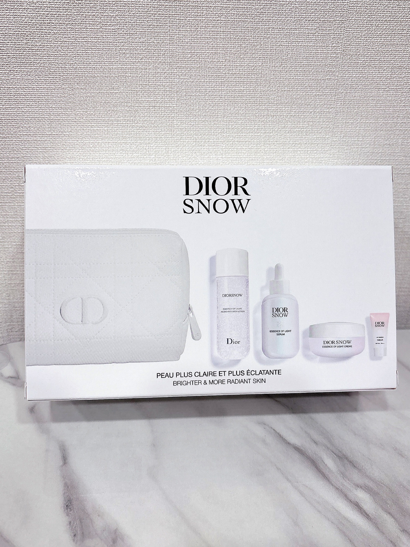 ディオール スノー エッセンス オブ ライト マイクロ ローション/Dior/化粧水を使ったクチコミ（2枚目）