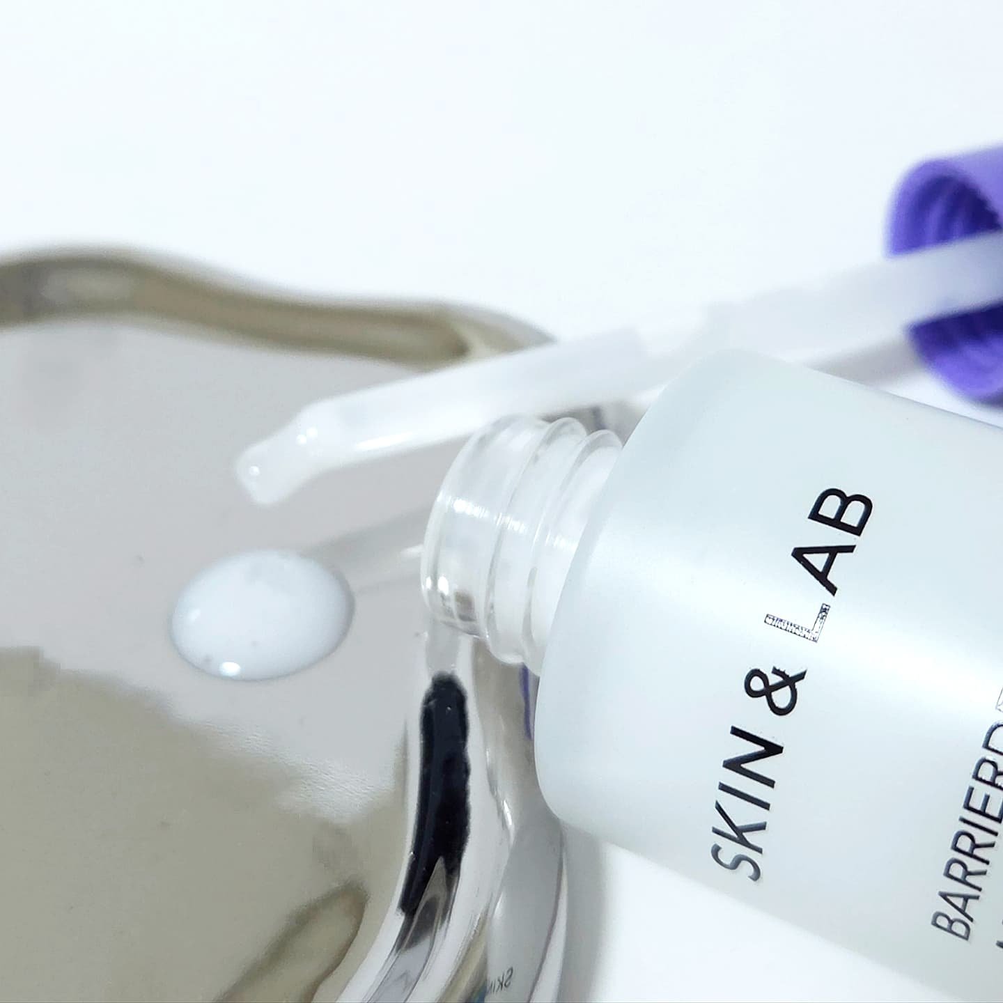 バリアダームミルキーセラム/SKIN&LAB/美容液を使ったクチコミ（3枚目）