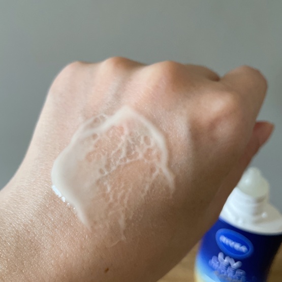 ニベアUV ディープ プロテクト＆ケア ジェル/ニベア/日焼け止めジェルを使ったクチコミ（3枚目）