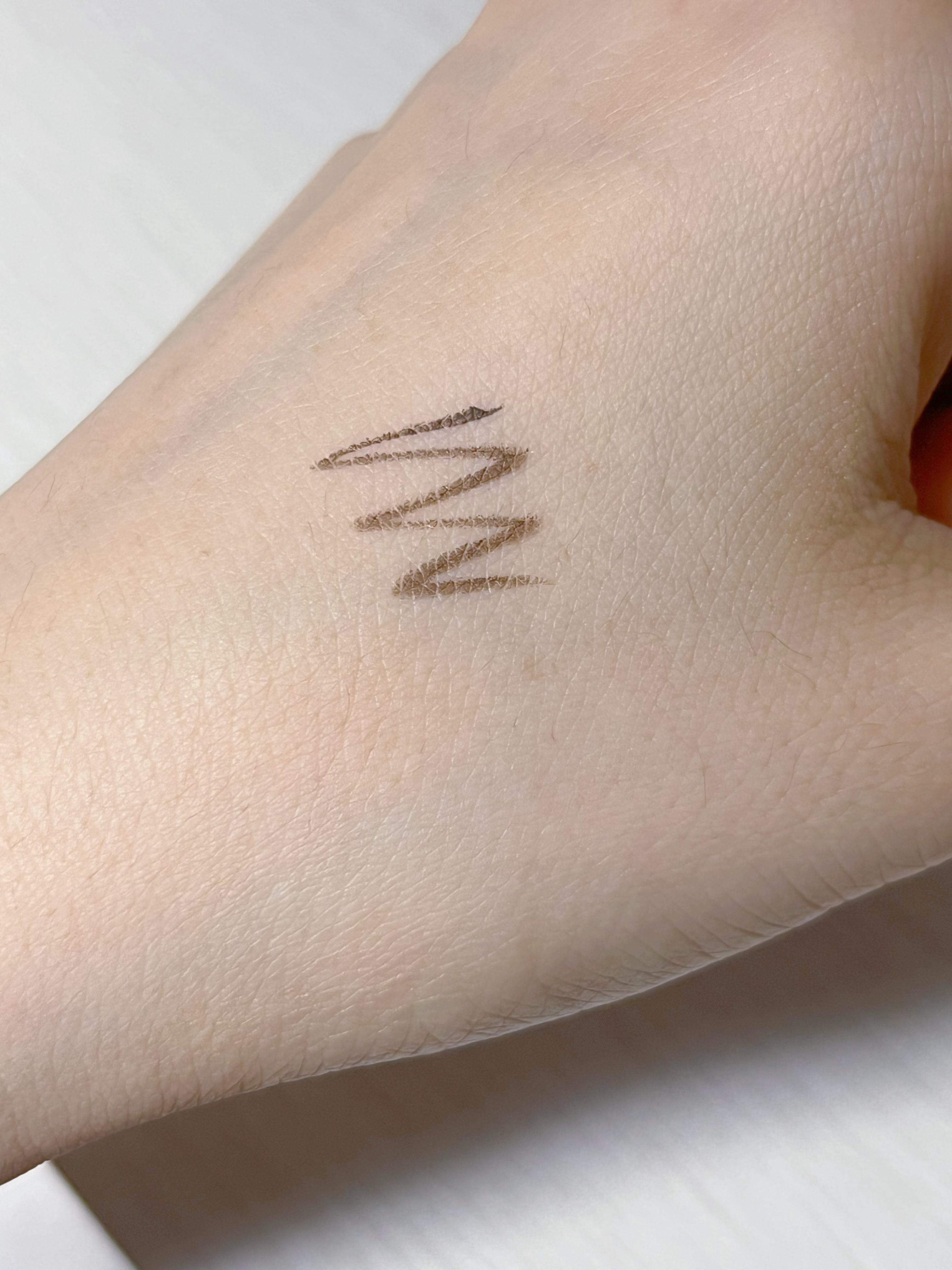 ラブ・ライナー クリームフィットペンシルR　極細楕円芯＜アイライナー＞ ミディアムブラウン/ラブ・ライナー/ペンシルアイライナーを使ったクチコミ（3枚目）