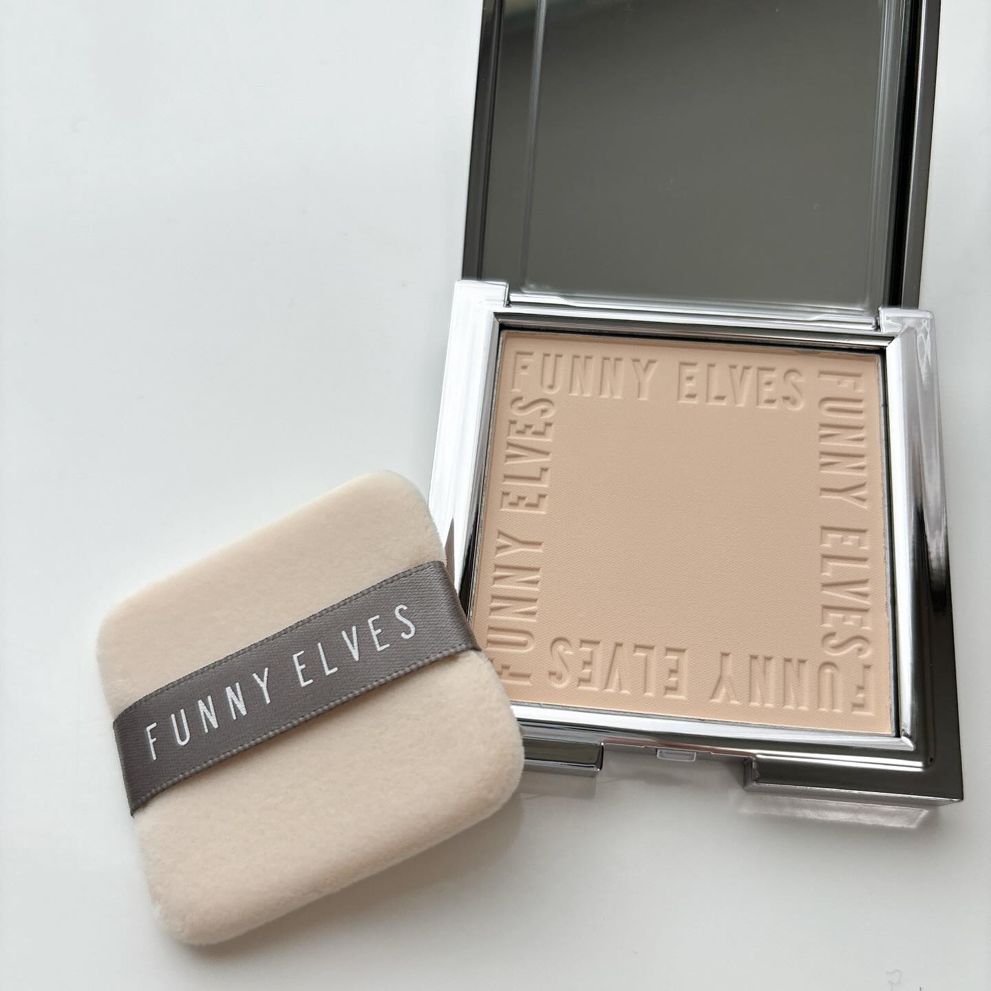 ソフトマットプレストパウダー/FUNNY ELVES方里/プレストパウダーを使ったクチコミ（2枚目）