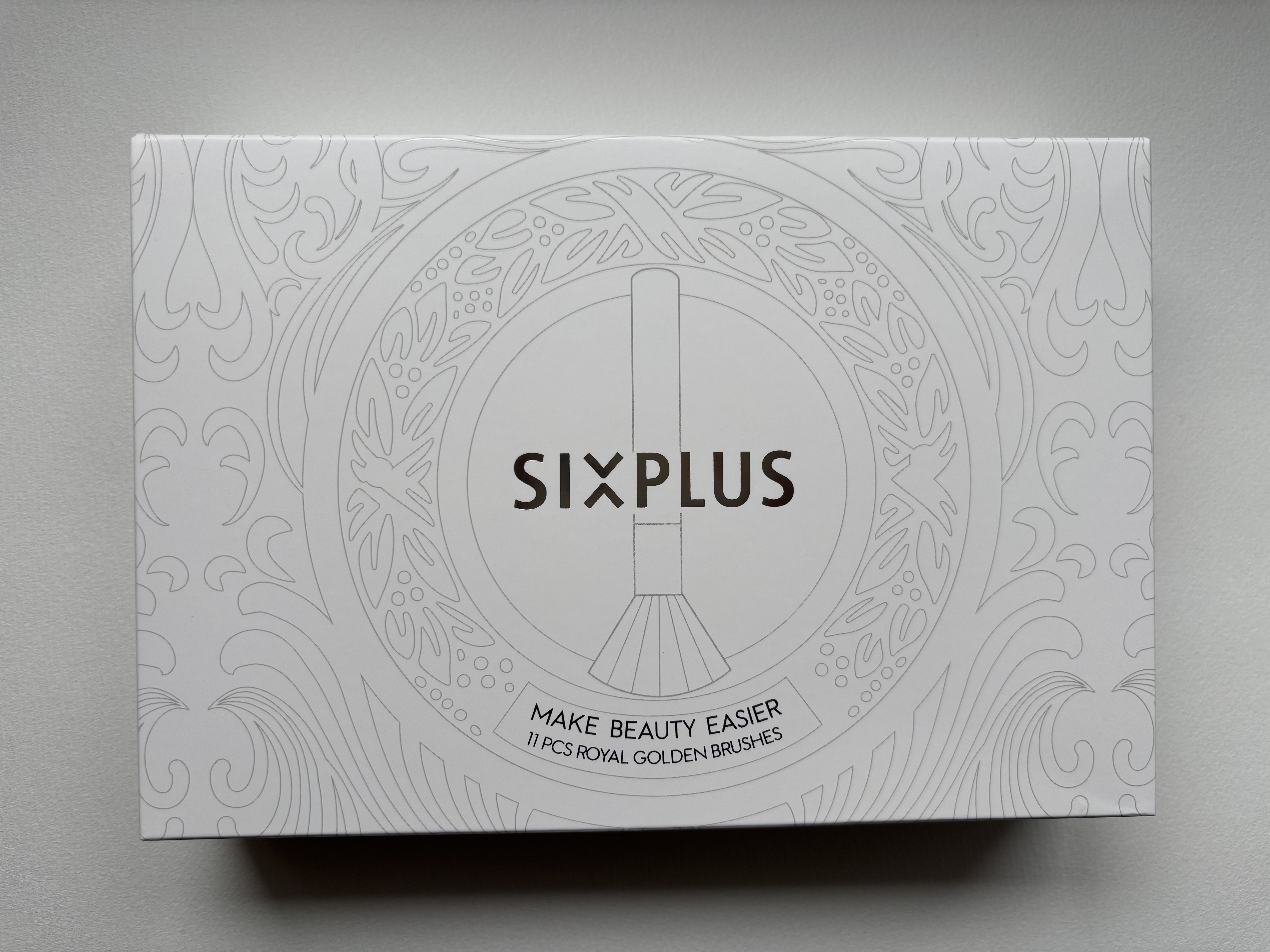 貴族のゴールド メイクブラシ11本セット 化粧ポーチ付き/SIXPLUS/メイクブラシを使ったクチコミ（2枚目）