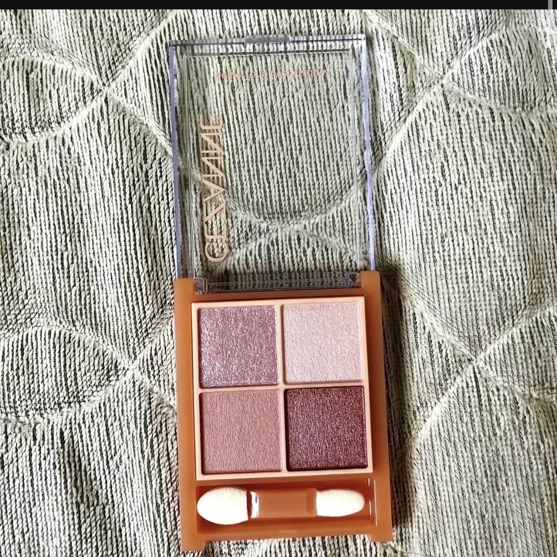 ベージュトーンアイシャドウ/CEZANNE/アイシャドウパレットを使ったクチコミ（3枚目）