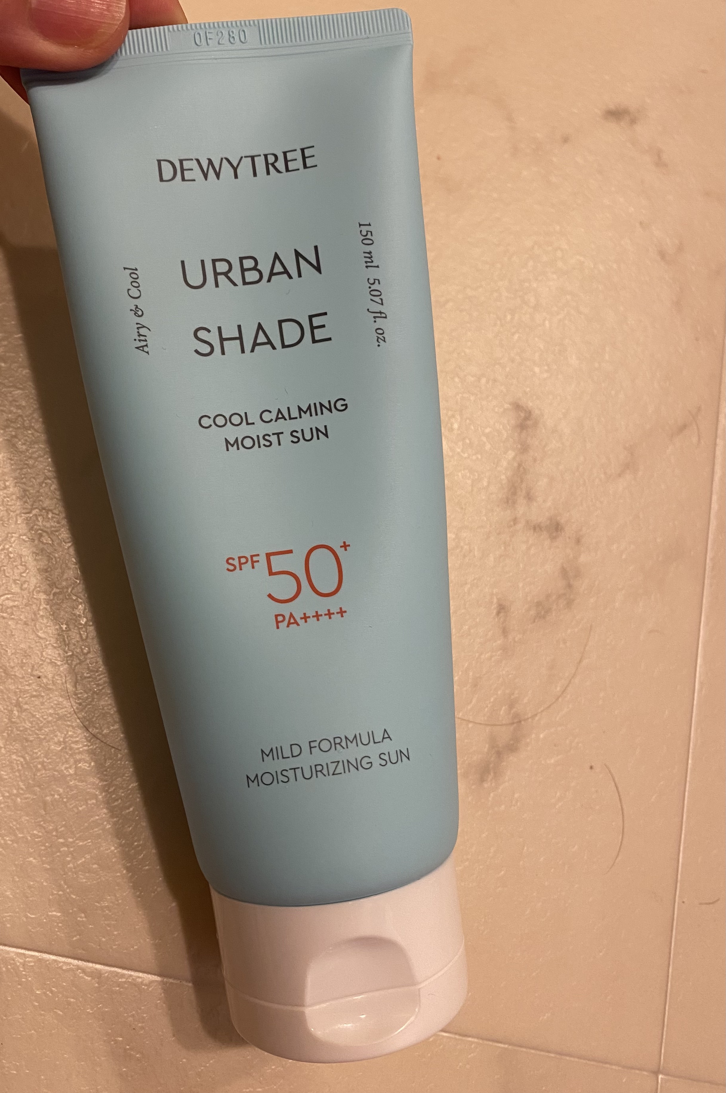 アーバン シェード クールカーミング 水分サン/DEWYTREE/日焼け止め・UVケアを使ったクチコミ（1枚目）