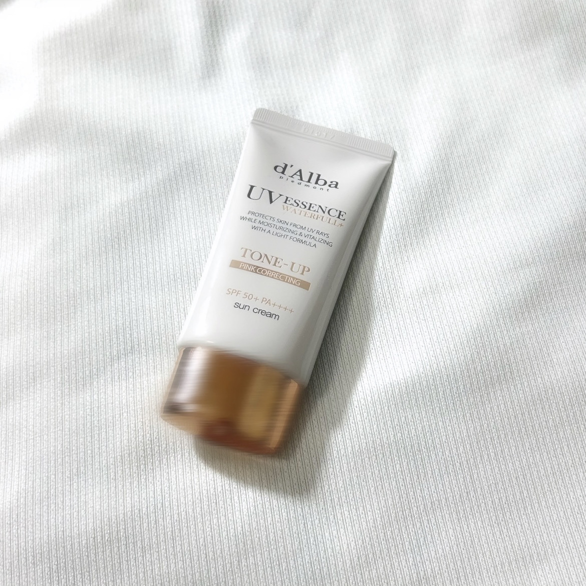 ウォータフルトーンアップサンクリーム/ダルバ/日焼け止めクリームを使ったクチコミ（1枚目）