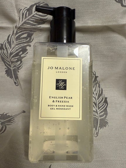 イングリッシュペアー&フリージア ボディ&ハンドウォッシュ/Jo MALONE LONDON/ボディソープを使ったクチコミ(2枚目)