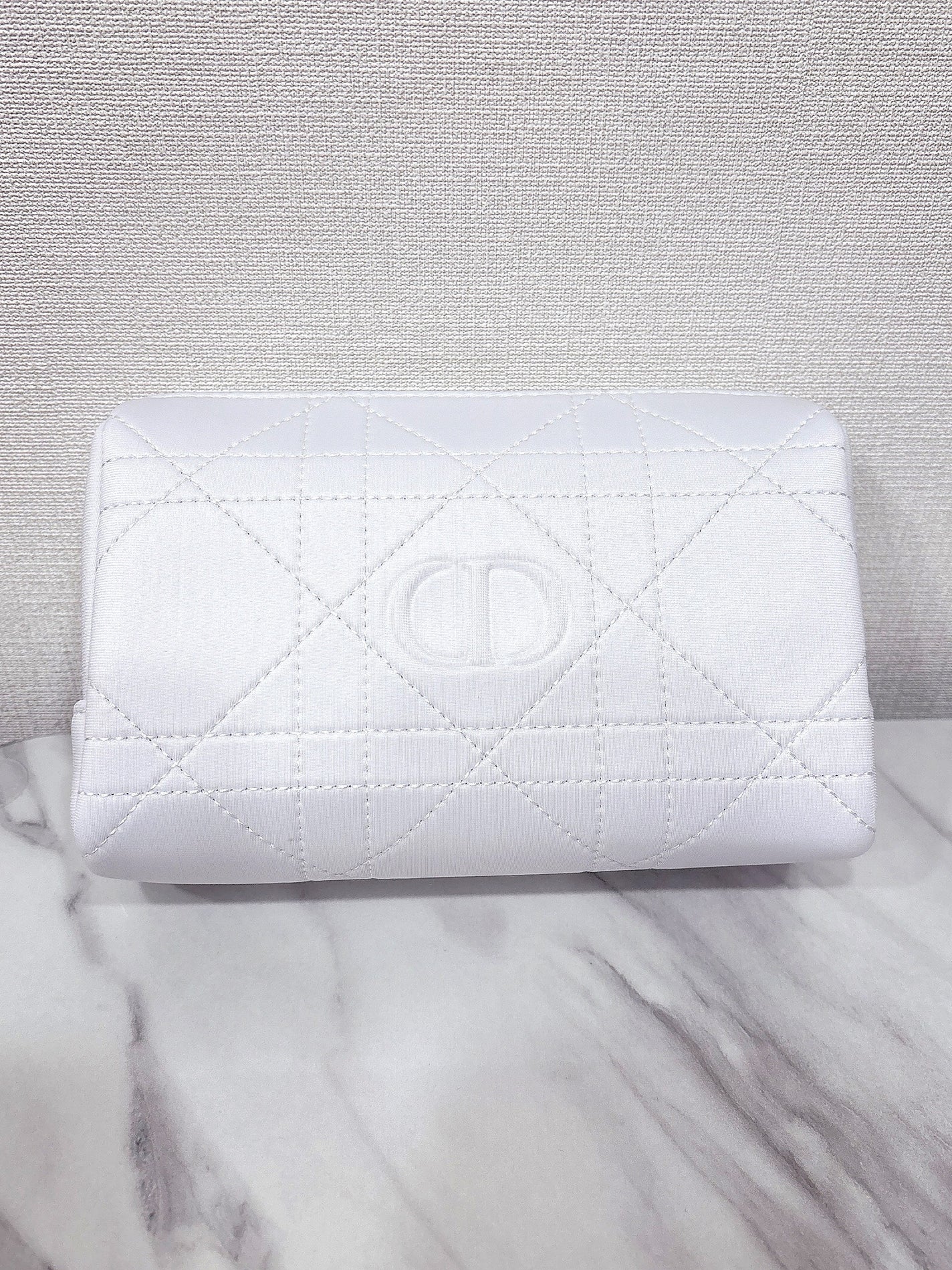 ディオール スノー エッセンス オブ ライト マイクロ ローション/Dior/化粧水を使ったクチコミ(3枚目)