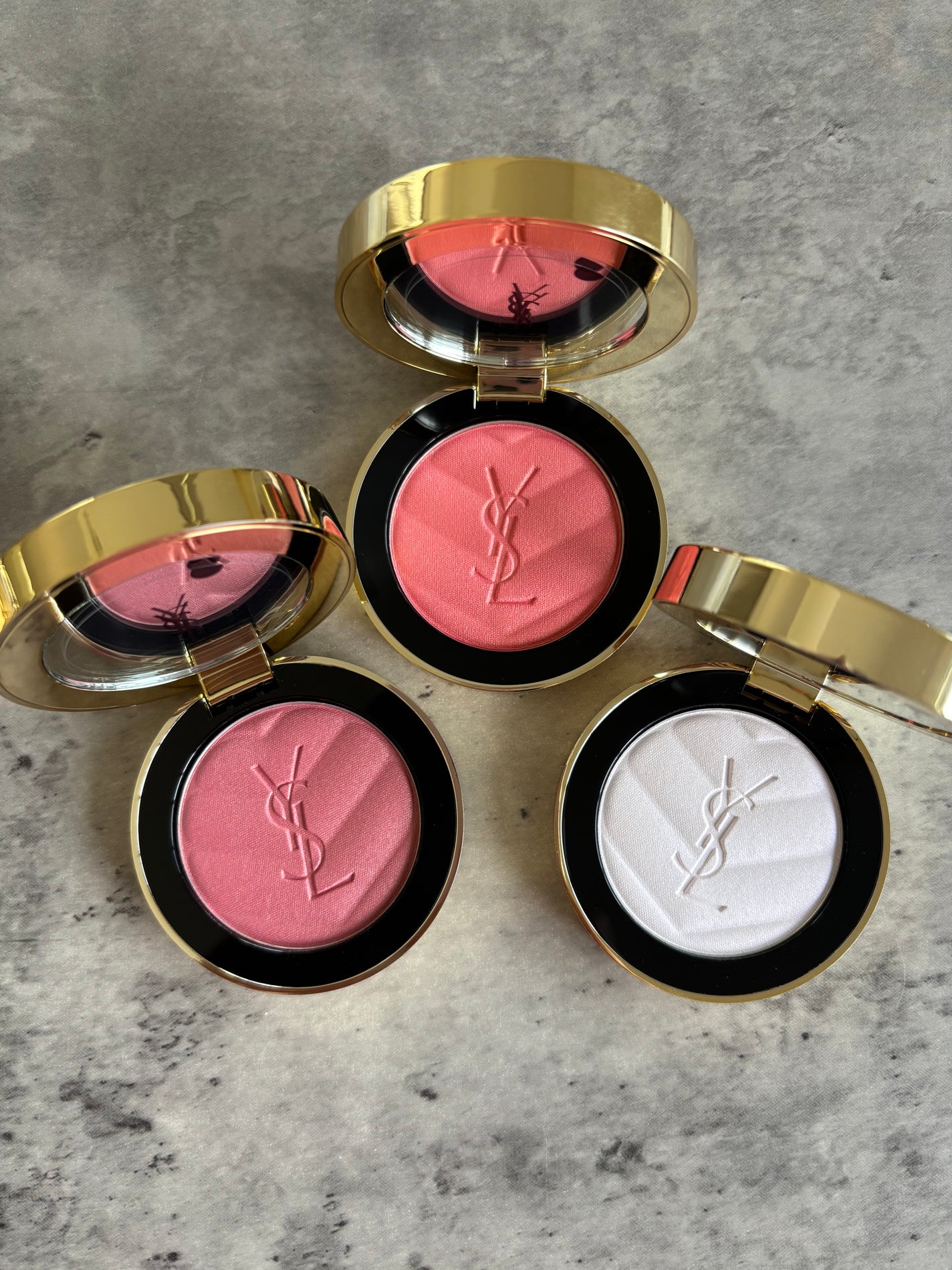 YSL メイクミーブラッシュ パウダー/YVES SAINT LAURENT BEAUTE/パウダーチークを使ったクチコミ(2枚目)