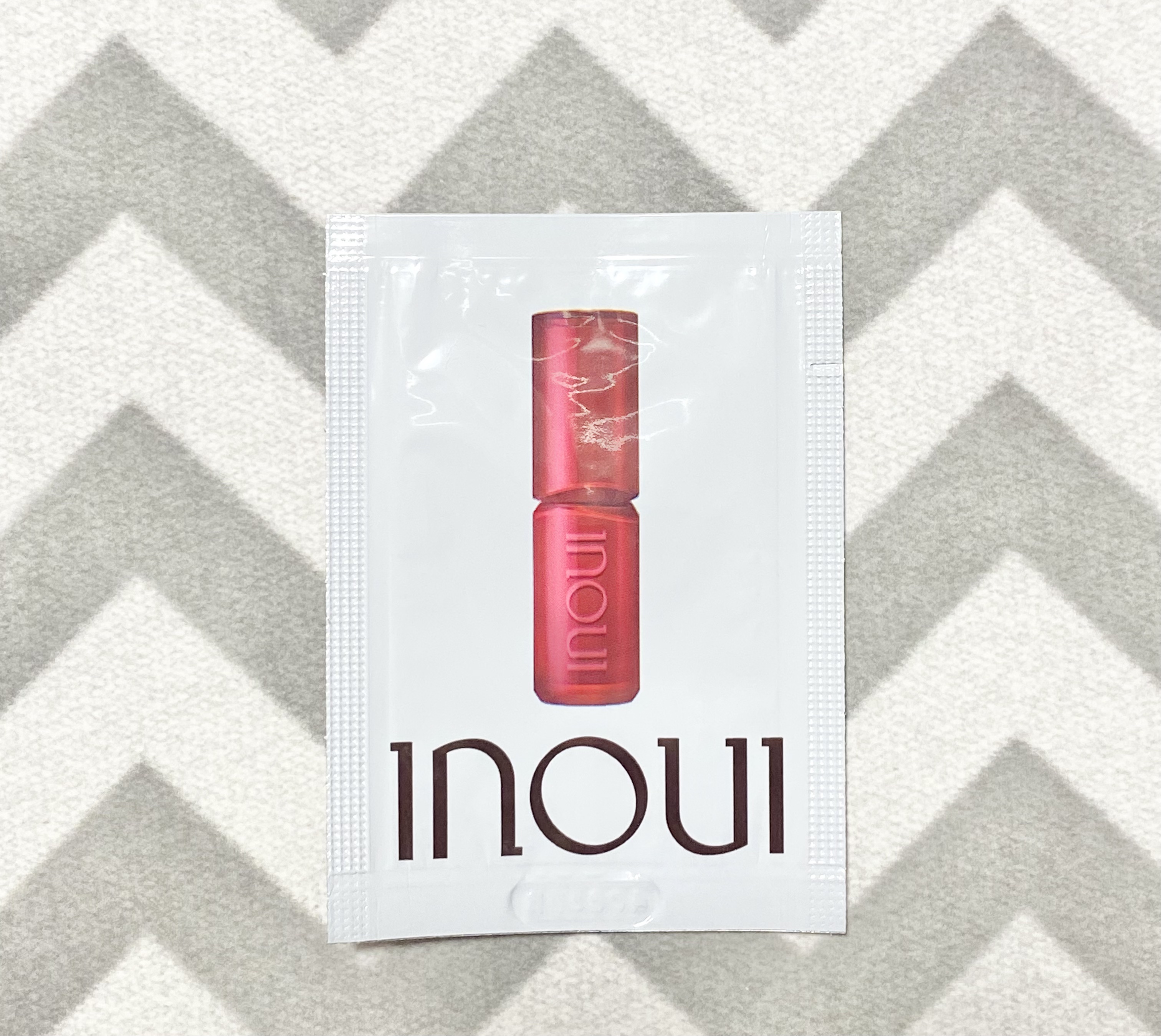 インウイ リキッドファンデーション 01/INOUI/リキッドファンデーションを使ったクチコミ（1枚目）