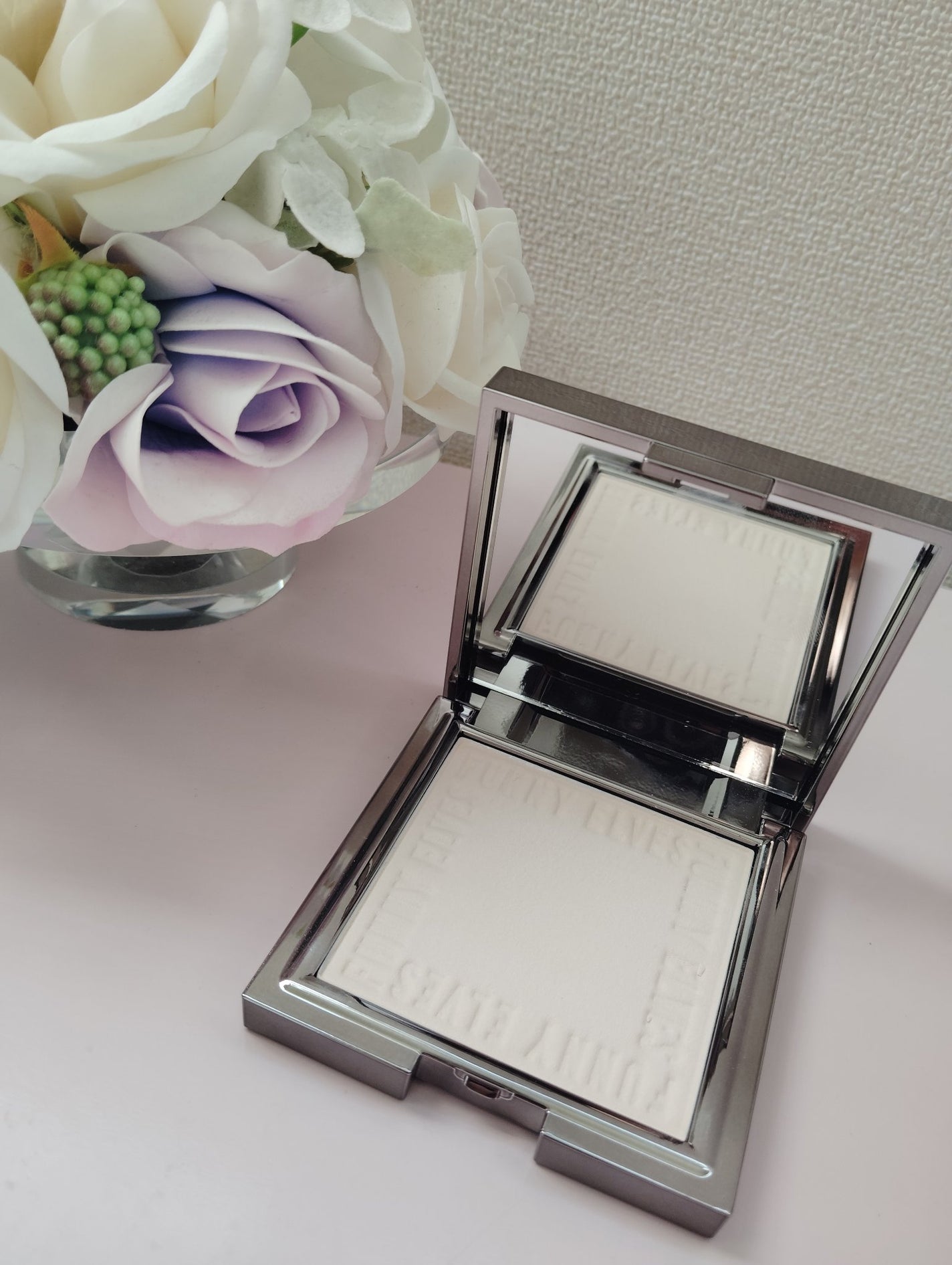 ソフトマットプレストパウダー/FUNNY ELVES方里/プレストパウダーを使ったクチコミ(1枚目)