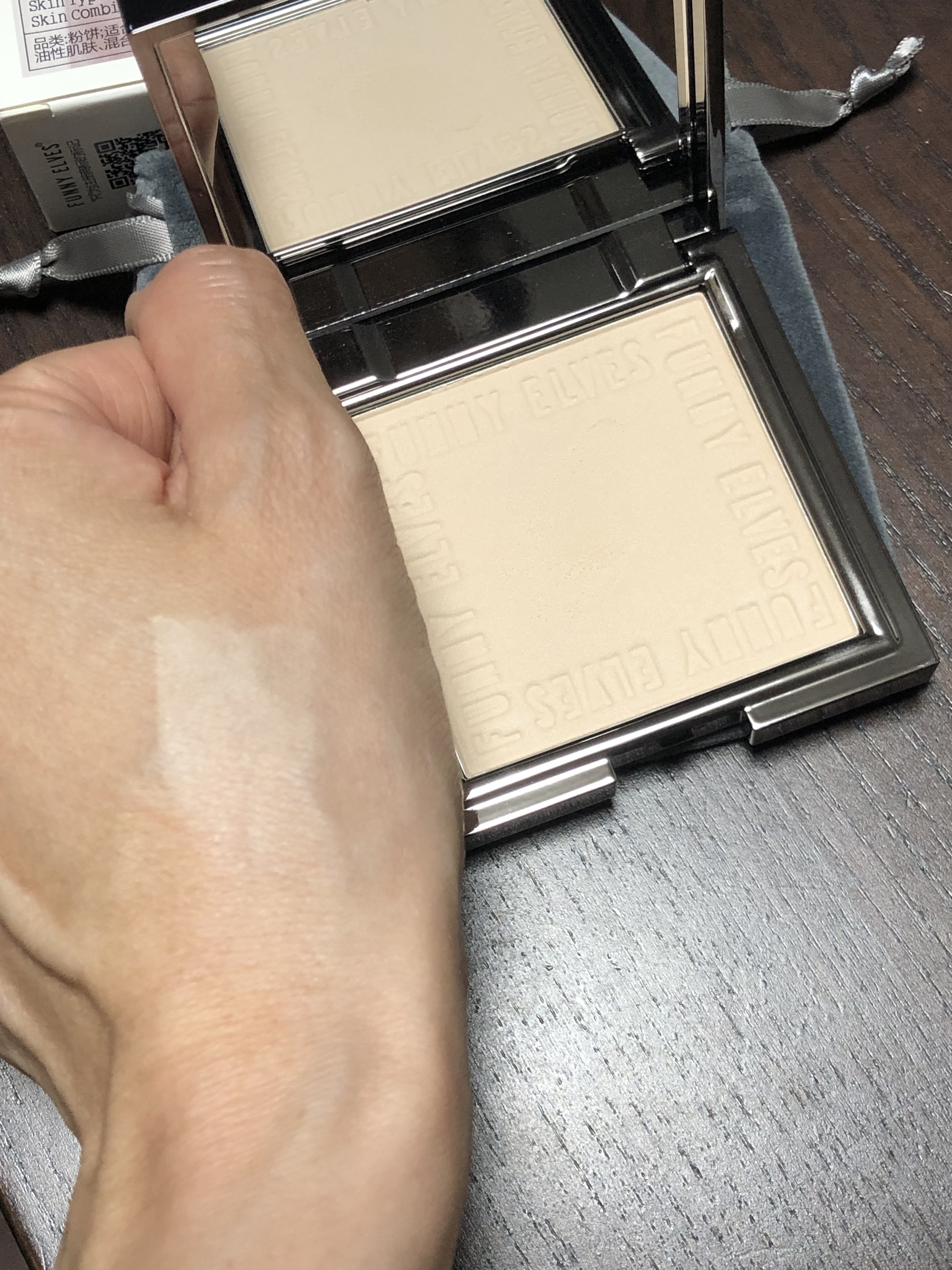 ソフトマットプレストパウダー/FUNNY ELVES方里/プレストパウダーを使ったクチコミ（3枚目）