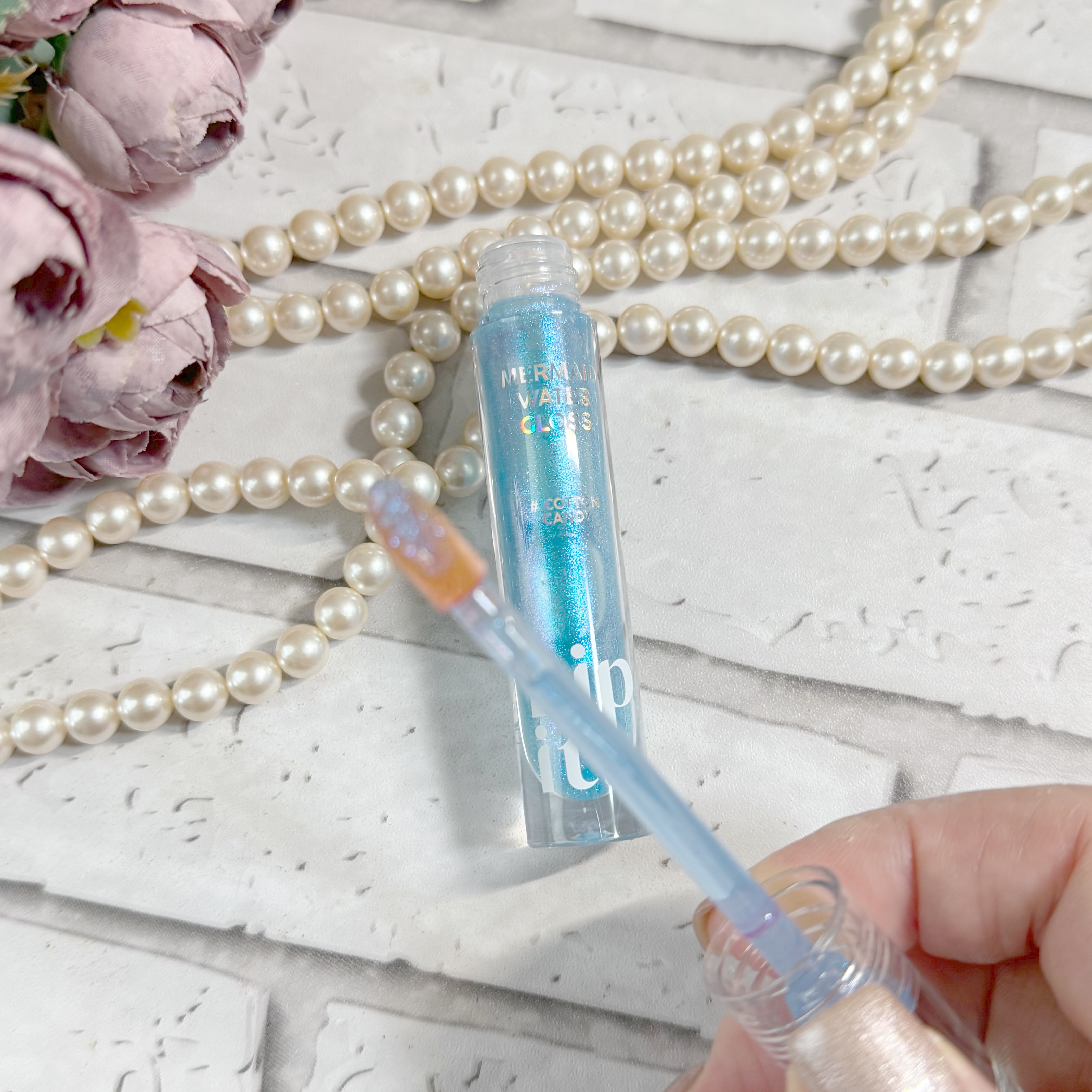 マーメイドウォーターグロス/Lipit./リップグロスを使ったクチコミ（3枚目）