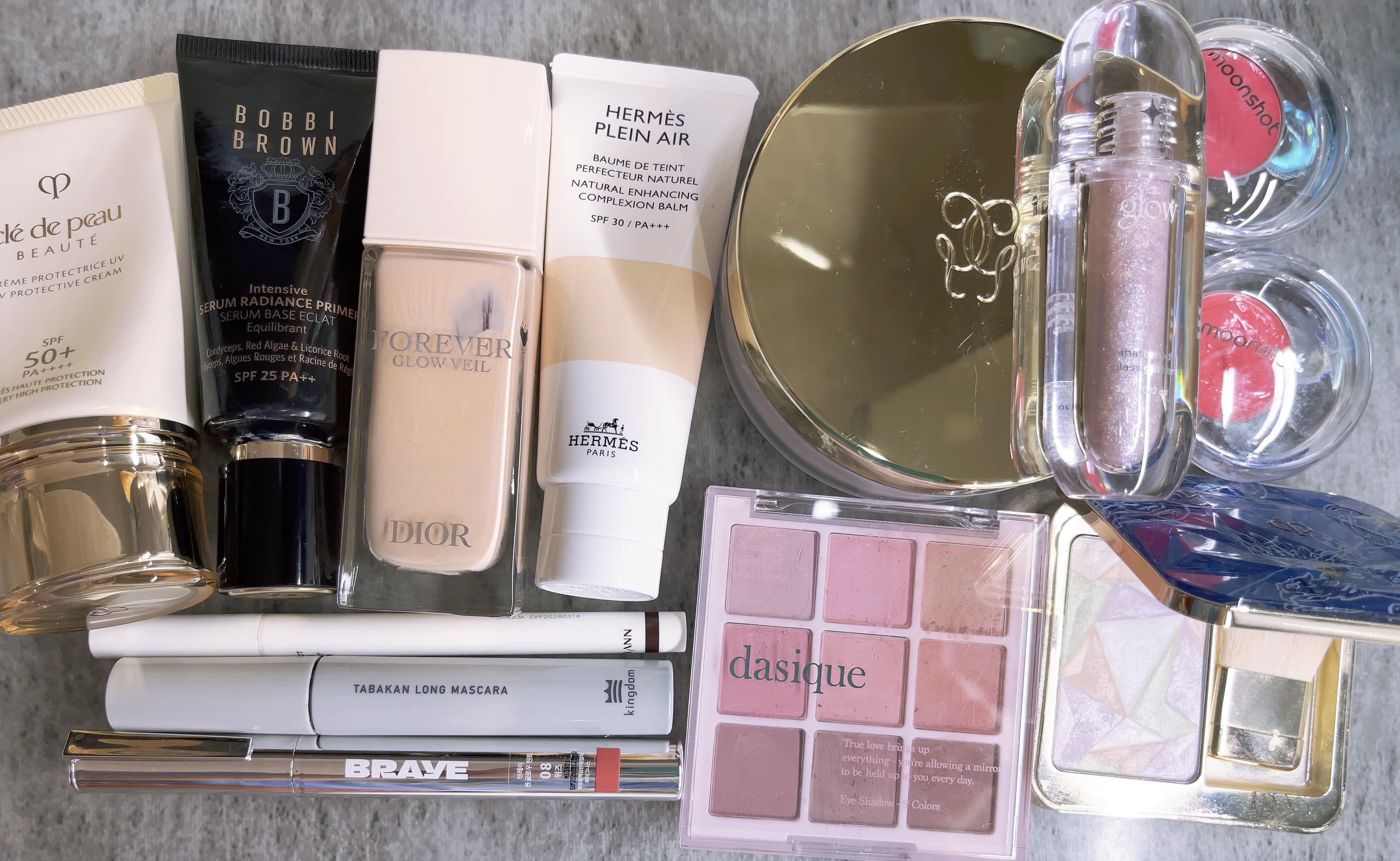 パリュール ゴールド スキン D-マイクロパウダー 01/GUERLAIN/ルースパウダーを使ったクチコミ（2枚目）