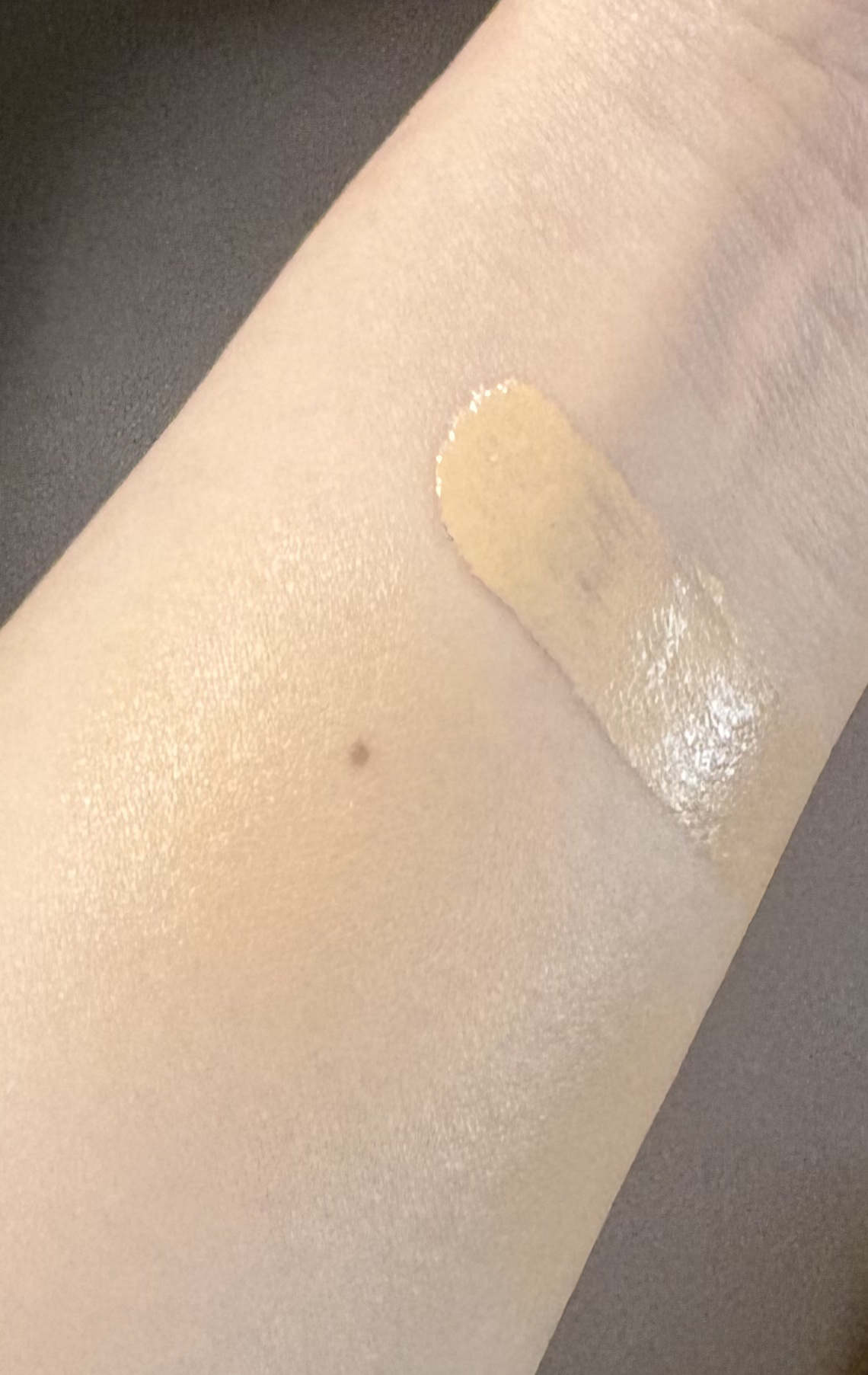 レブロン カラーステイ ロングウェア UV クッション ファンデーション/REVLON/クッションファンデーションを使ったクチコミ（3枚目）