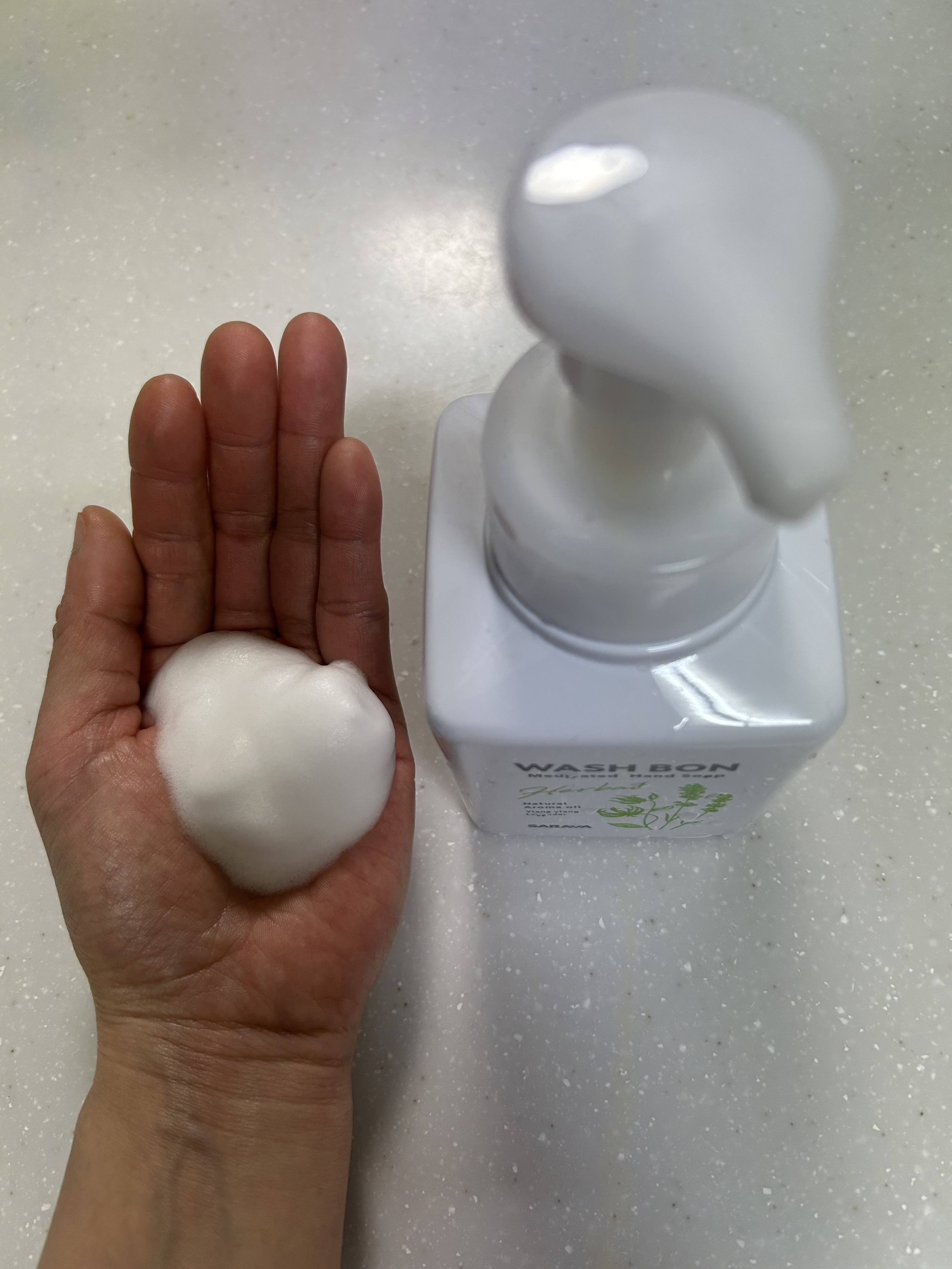 ウォシュボン ハーバル薬用ハンドソープ/サラヤ/ハンドソープを使ったクチコミ（3枚目）
