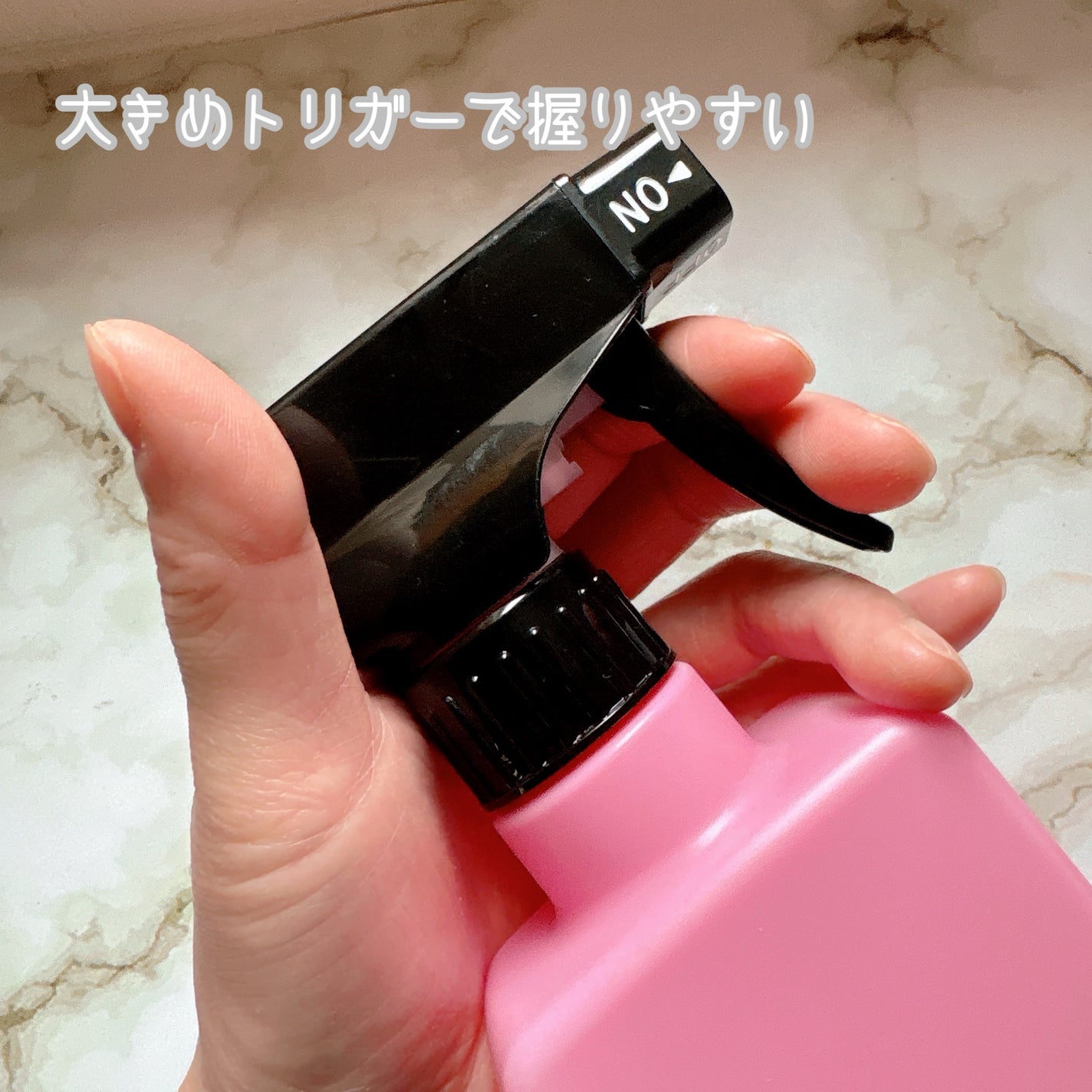 ファブリックミスト ラッキーピンクフラワーの香り/MELLOW CHARM/ファブリックミストを使ったクチコミ(2枚目)