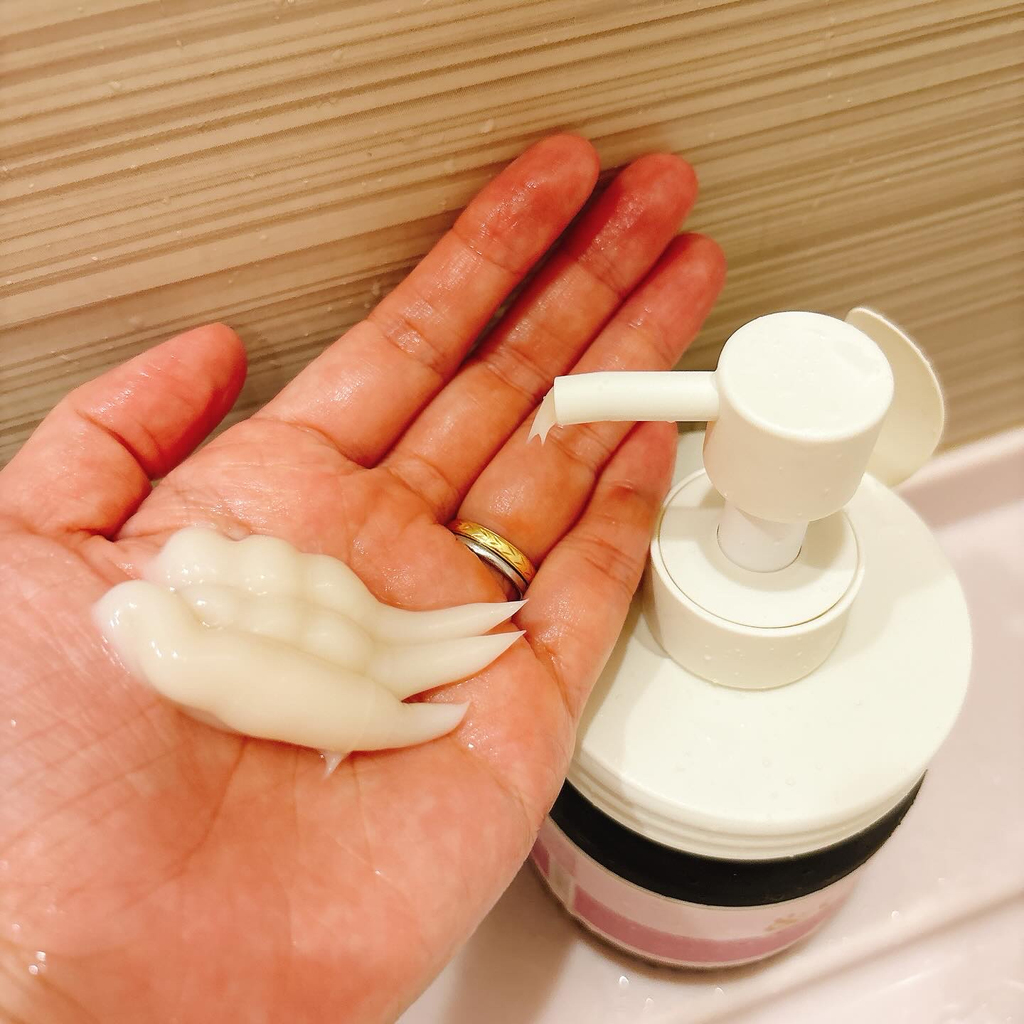 アンドクリーム セラムシャンプー モイスト/&Cream/市販シャンプーを使ったクチコミ（2枚目）