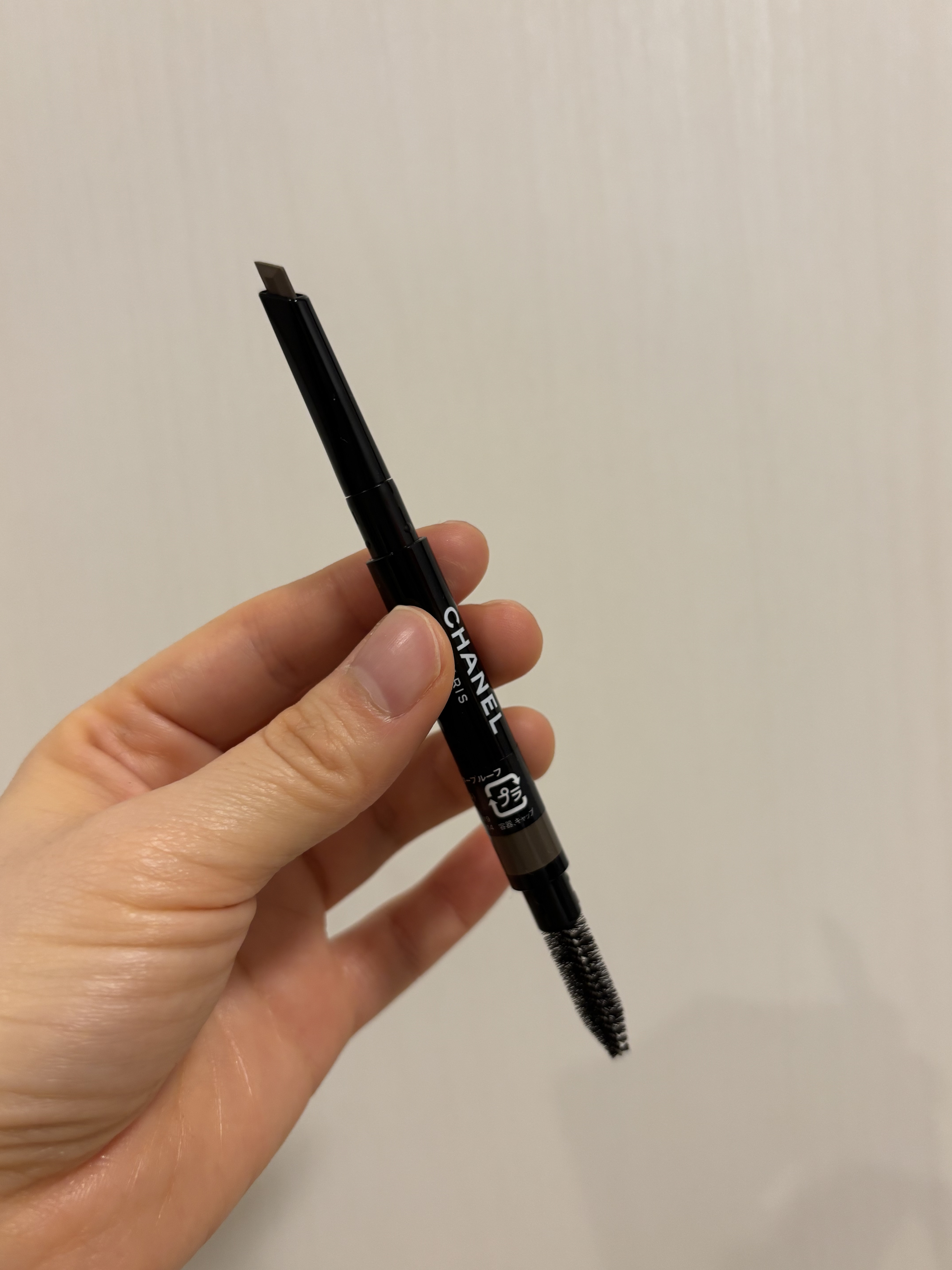 スティロ スルスィル ウォータープルーフ/CHANEL/アイブロウペンシルを使ったクチコミ（2枚目）