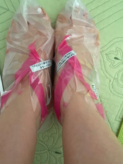 フットピーリングパック ペロリン ローズ/素数/レッグ・フットケアを使ったクチコミ(7枚目)