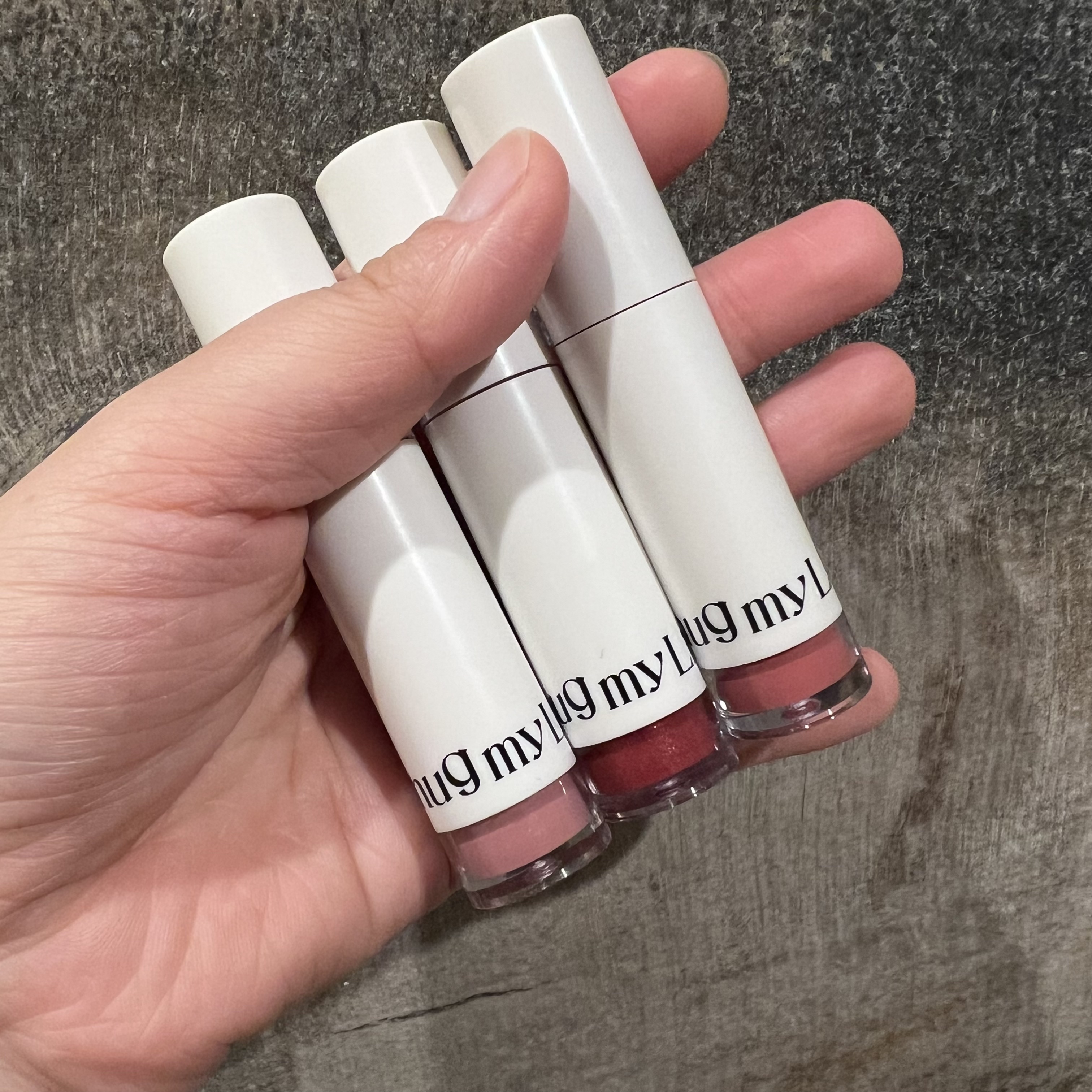 アップトゥーミー　ハグマイリップ　カラーロックプランパー/up2me/リッププランパーを使ったクチコミ（1枚目）