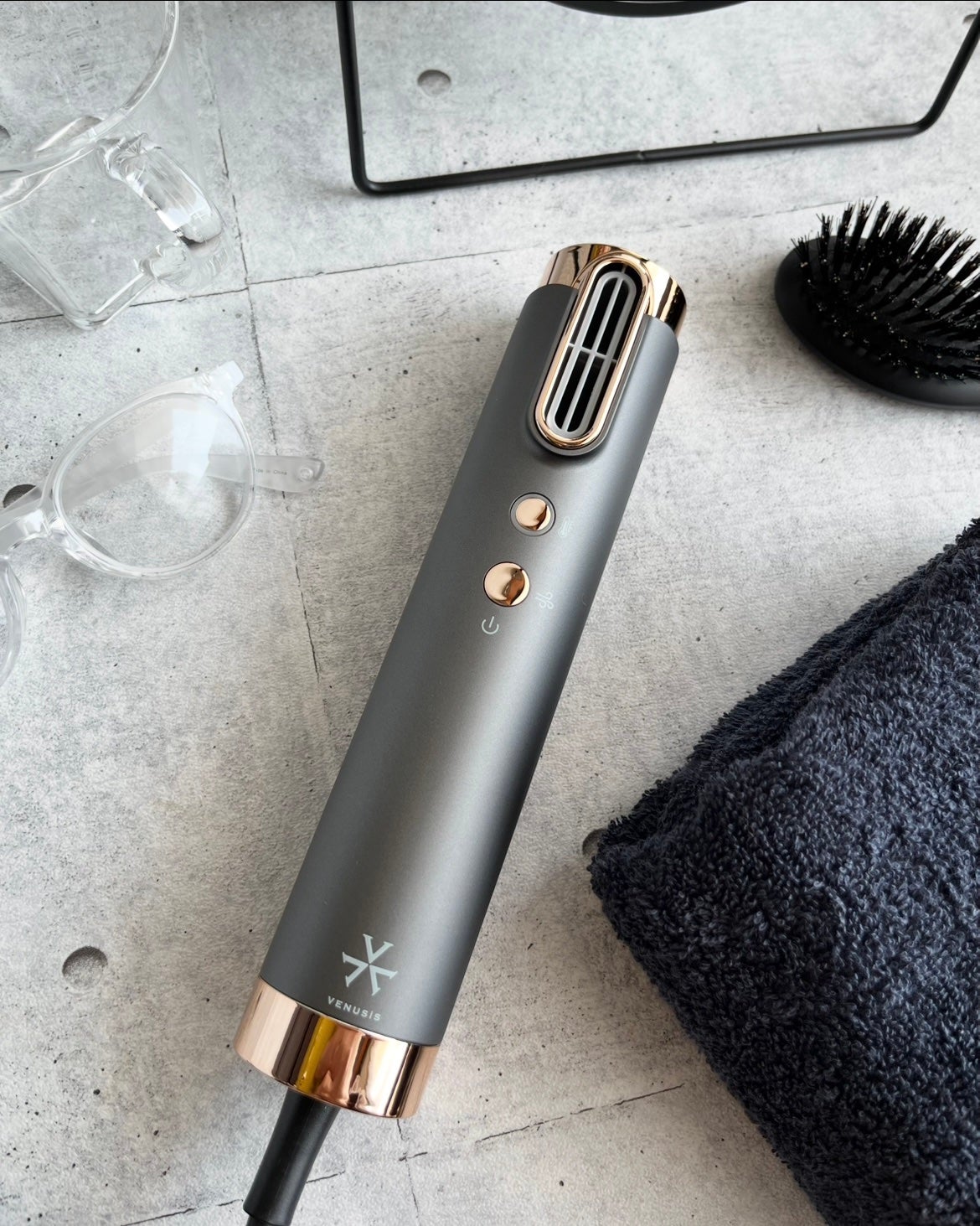 スリムフィットドライヤー VDS-7000/VENUSiS/ドライヤーを使ったクチコミ(1枚目)