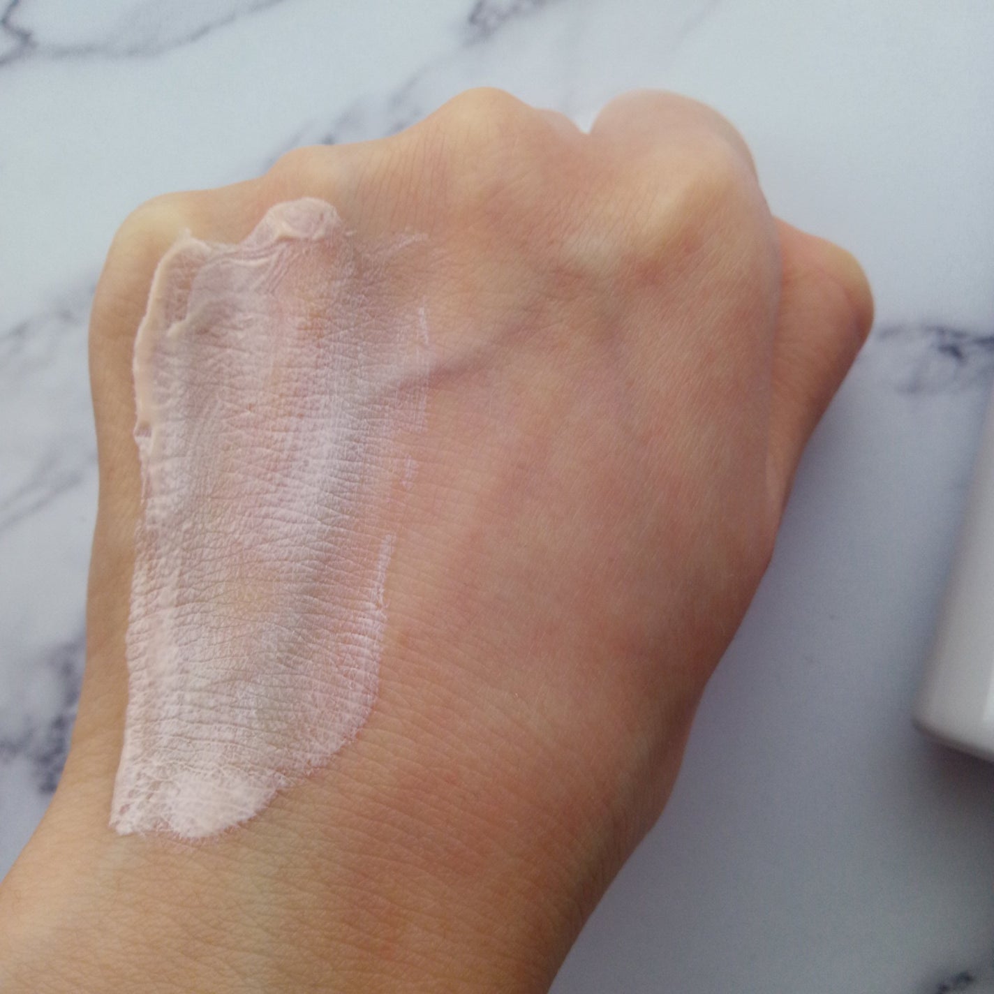 ウォータフルトーンアップサンクリーム/ダルバ/日焼け止めクリームを使ったクチコミ(4枚目)