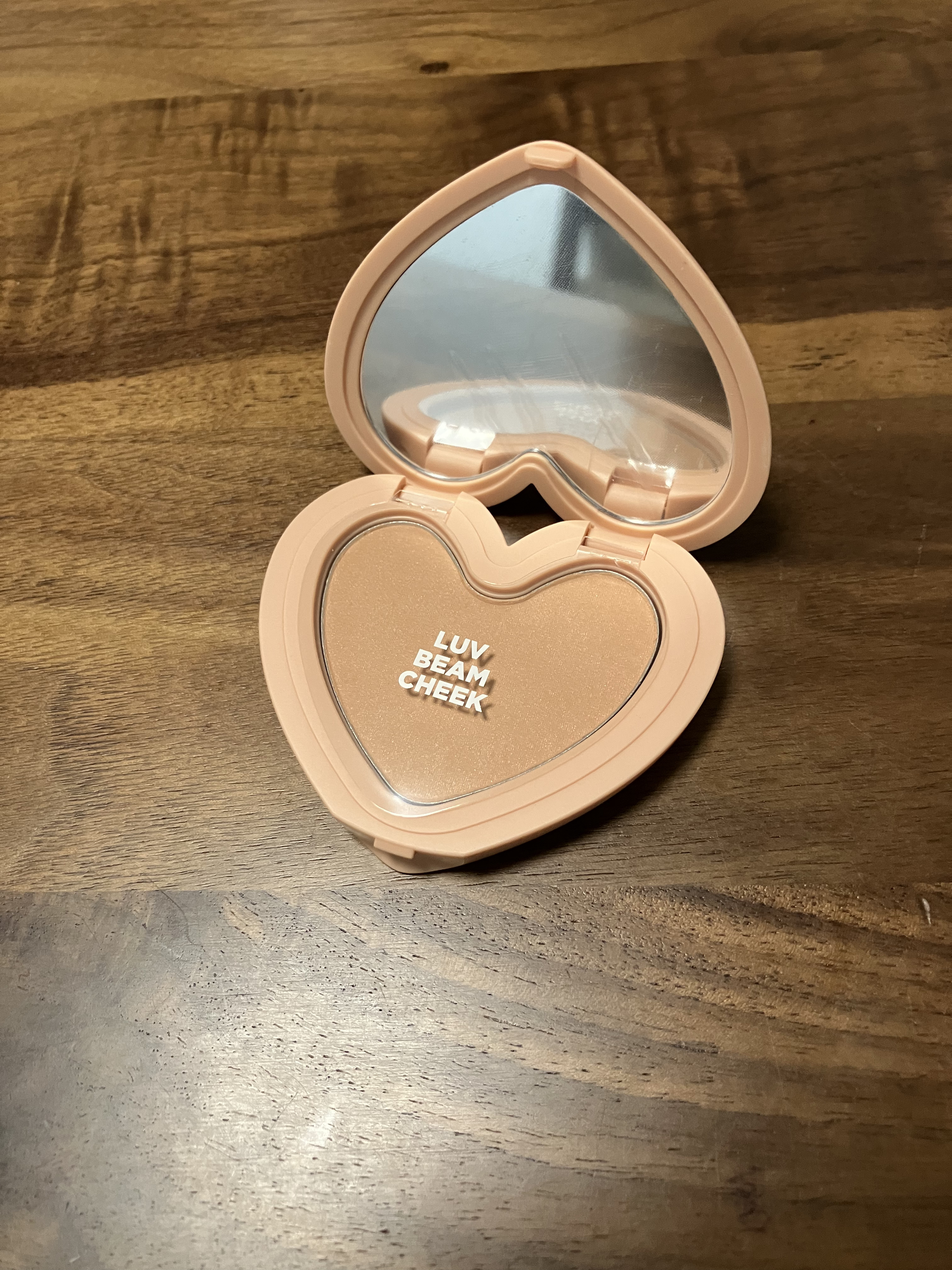 Luv Beam Cheek/lilybyred/パウダーチークを使ったクチコミ（2枚目）