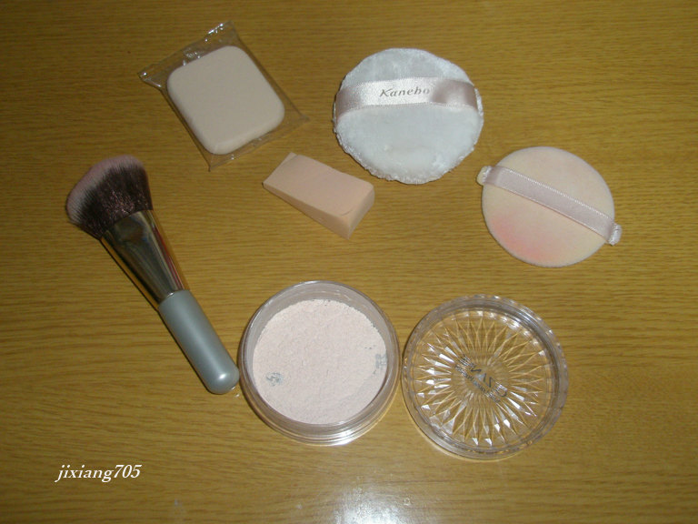 うるふわ仕上げパウダー/CEZANNE/ルースパウダーを使ったクチコミ（3枚目）