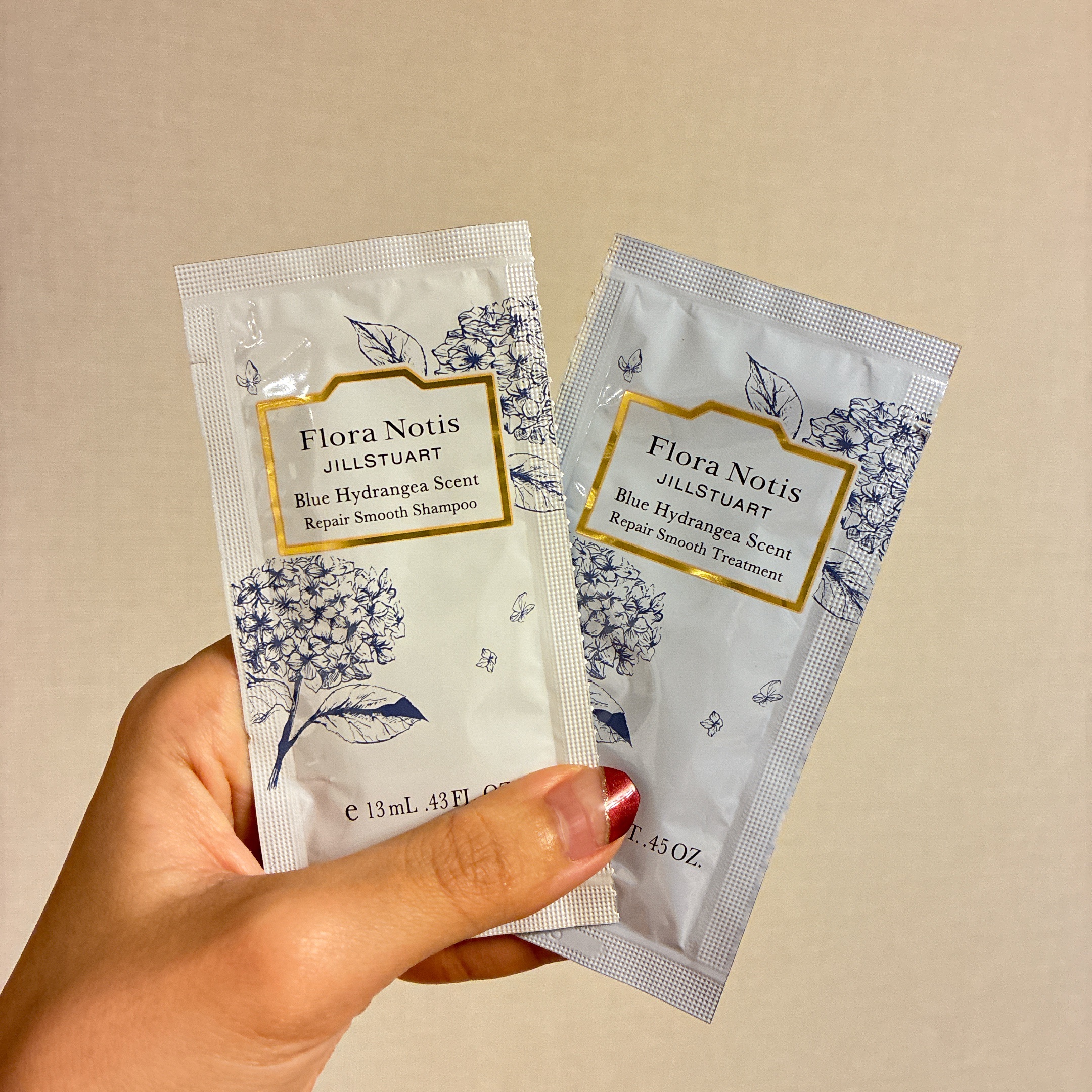  ブルーハイドレンジア リペアスムースシャンプー/リペアスムーストリートメント/Flora Notis JILL STUART/市販シャンプーを使ったクチコミ（1枚目）