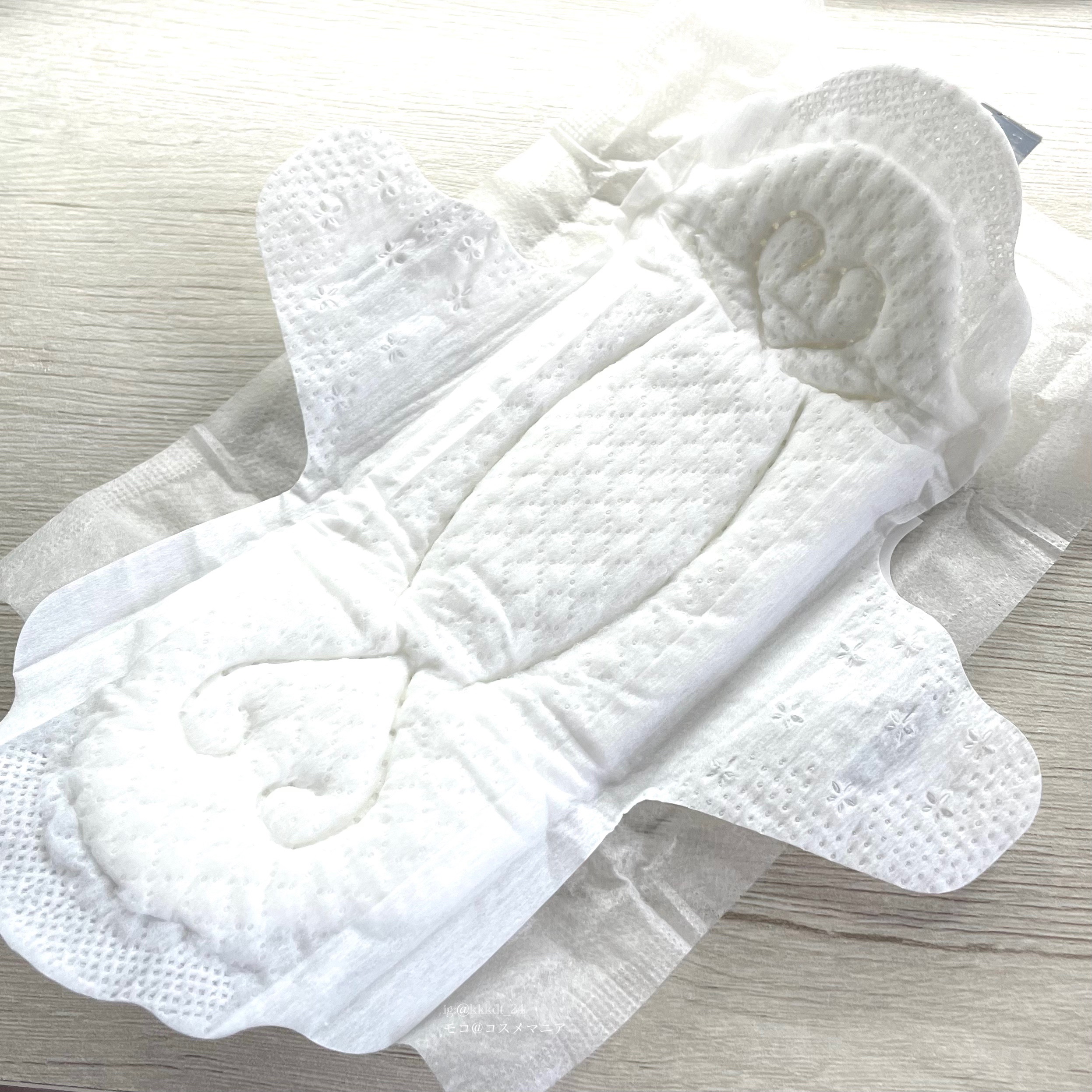 エリス 素肌のきもち ルナフィット ふんわりタイプ/エリス/ナプキンを使ったクチコミ（3枚目）