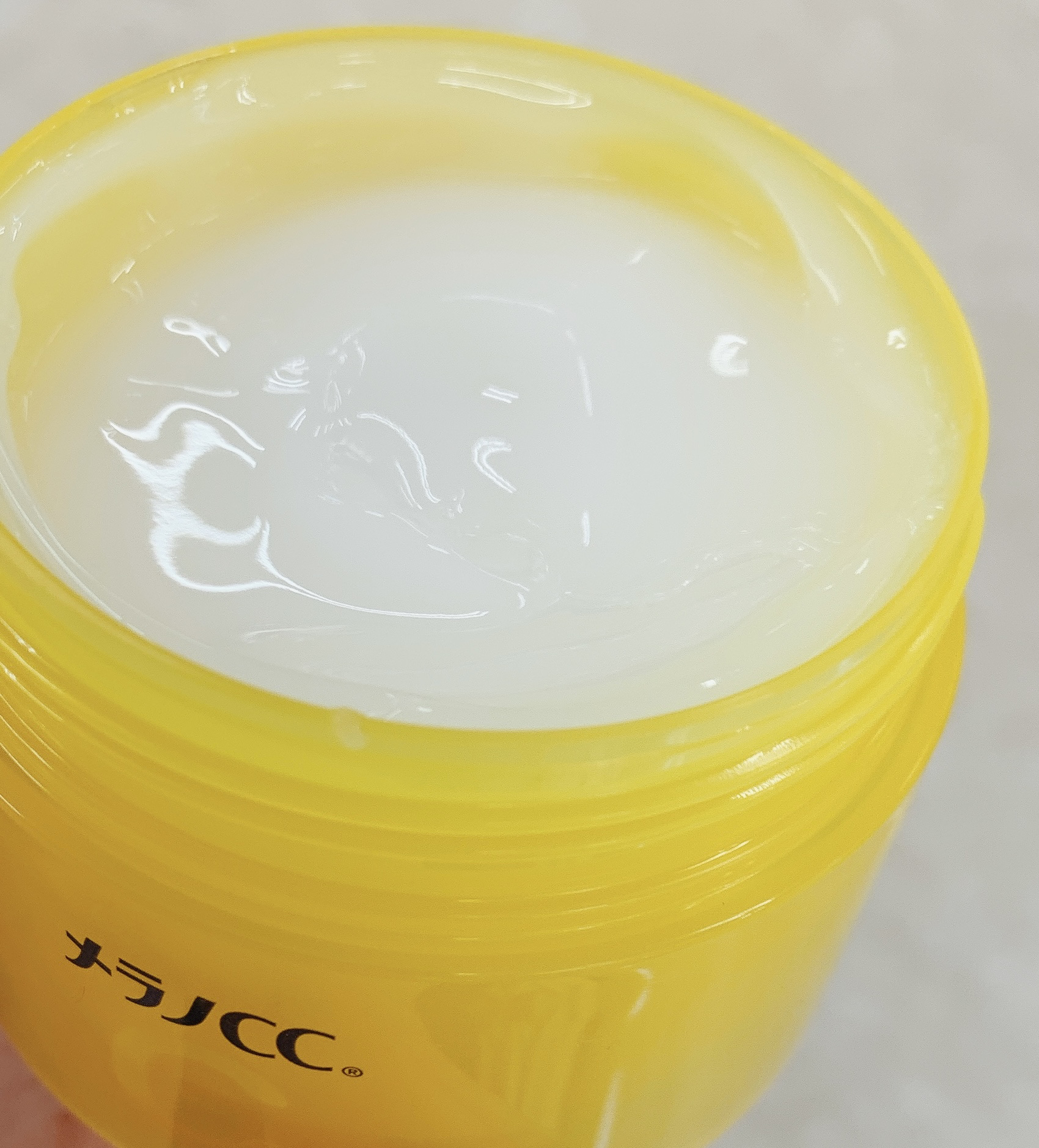 薬用しみ対策美白ジェル/メラノCC/フェイスクリームを使ったクチコミ（2枚目）