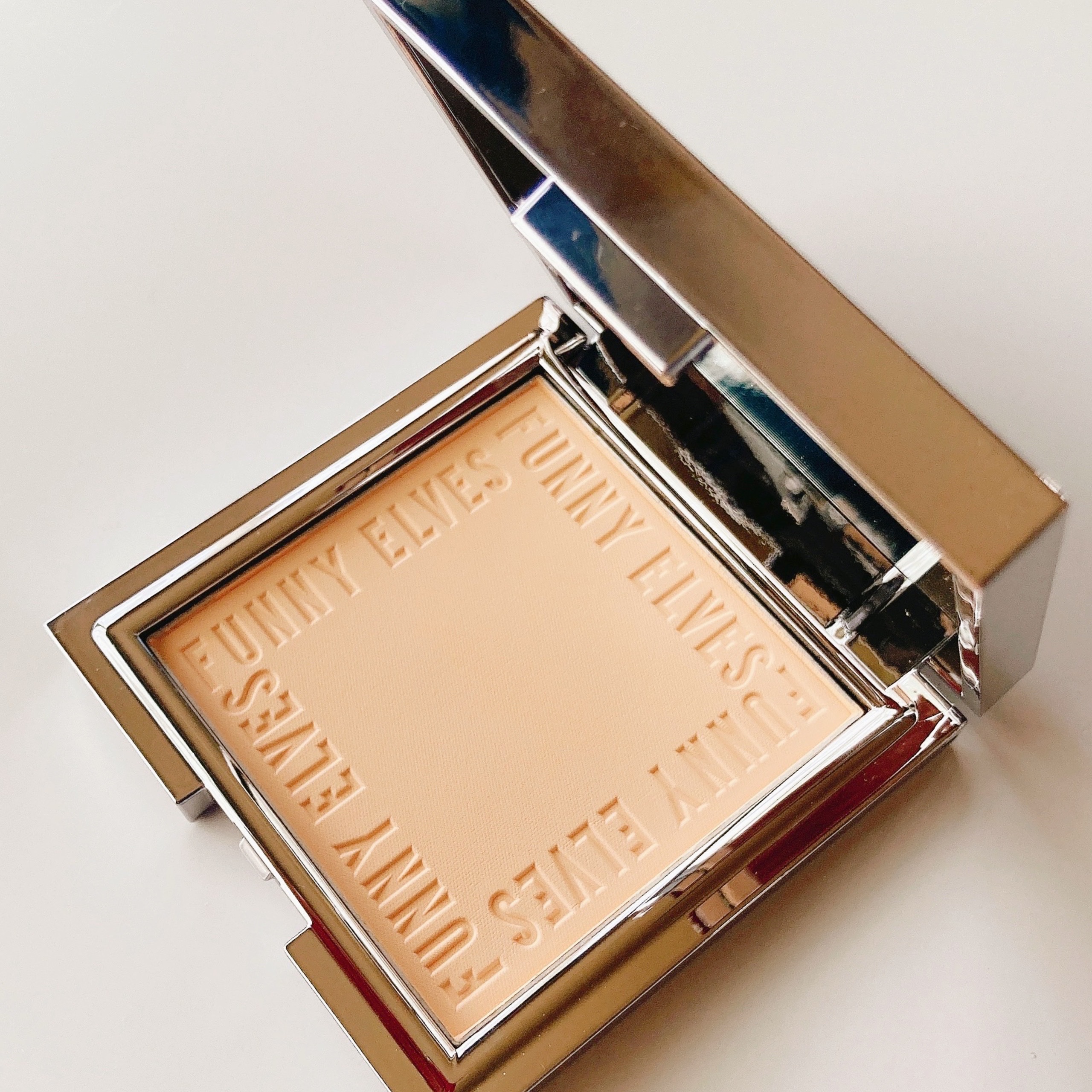 ソフトマットプレストパウダー/FUNNY ELVES方里/プレストパウダーを使ったクチコミ（3枚目）