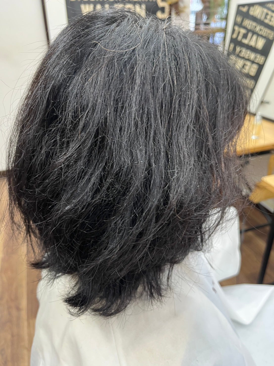 ひふみレイキ💫フォロバ♾️ on LIPS 「アラカン女子🔥クセ強ボンバーヘアからの〜💋若見え❣️ビフォーア..」(4枚目)