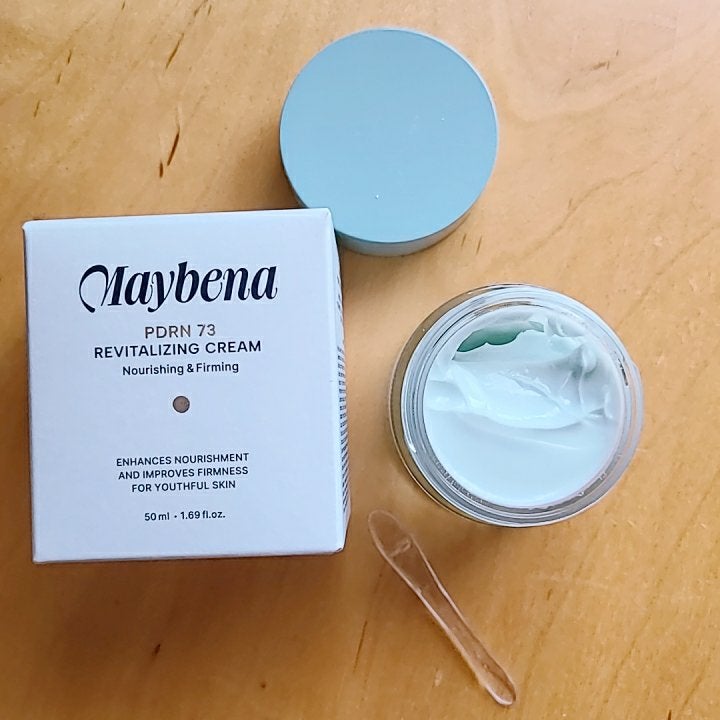 ともみ on LIPS 「#PR#maybena#メイベナ#メイベナpdrn73リバイタ..」(6枚目)