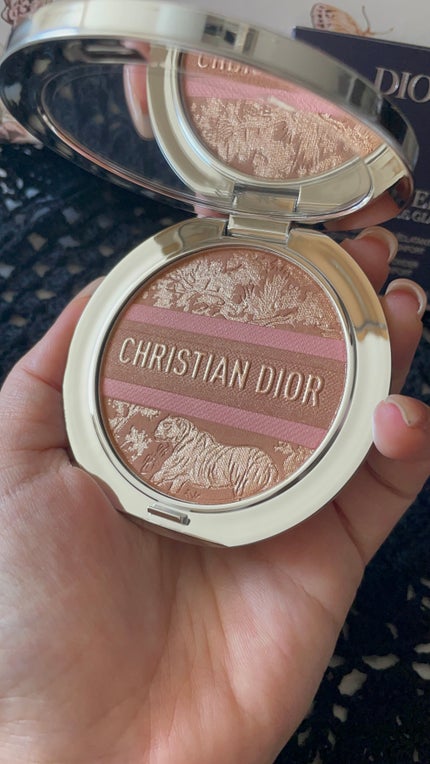 ディオールスキン フォーエヴァー ヌード ブロンズ グロウ(サマー コレクション 2025 オンライン限定品) /Dior/メイクアップを使ったクチコミ(2枚目)