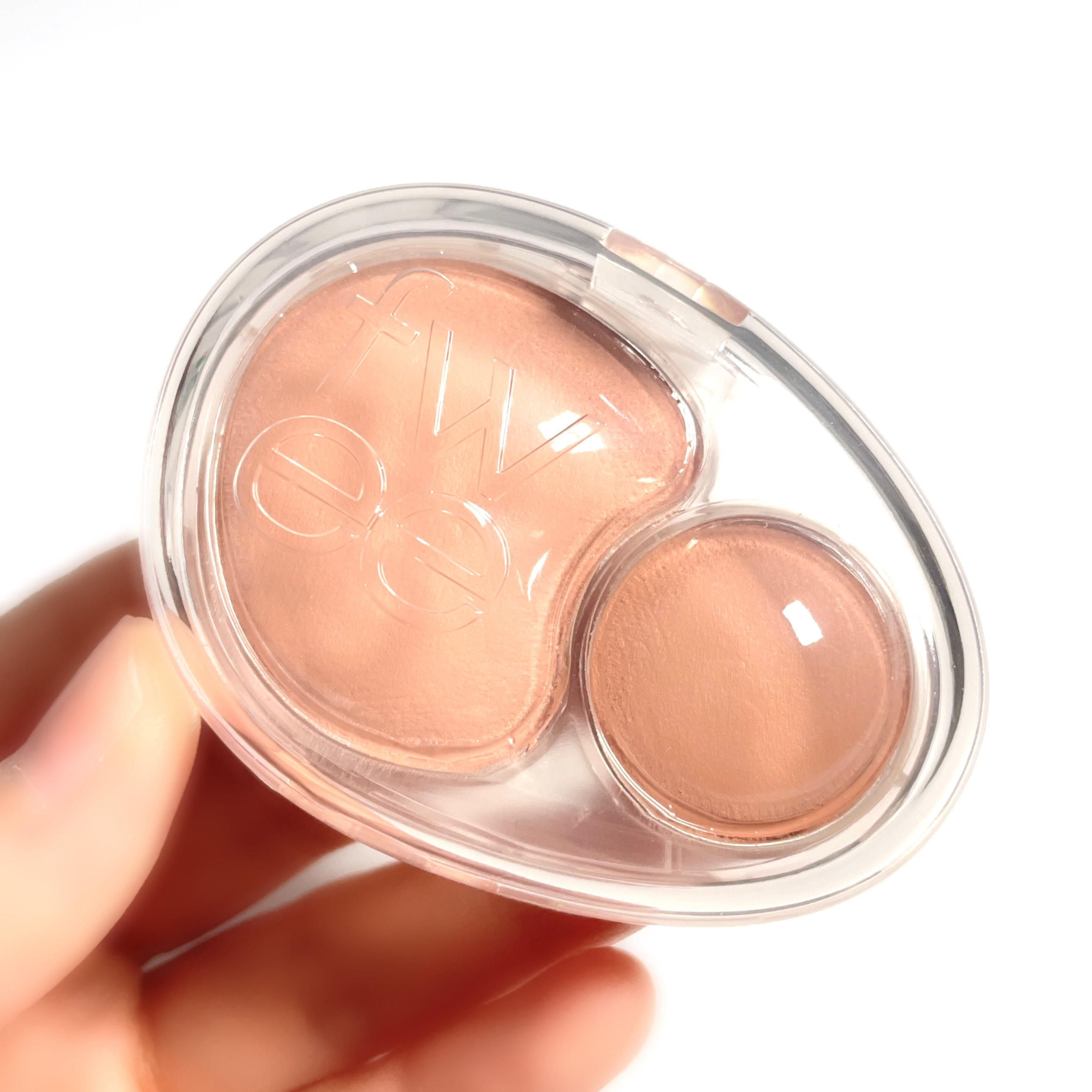 デュアルチークメロウ/fwee/ジェル・クリームチークを使ったクチコミ（1枚目）