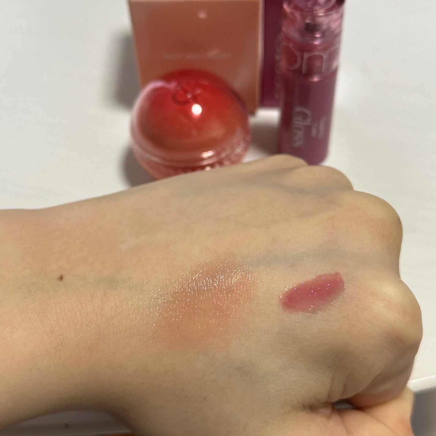 グラスティングカラーグロス/rom&nd/リップグロスを使ったクチコミ(3枚目)