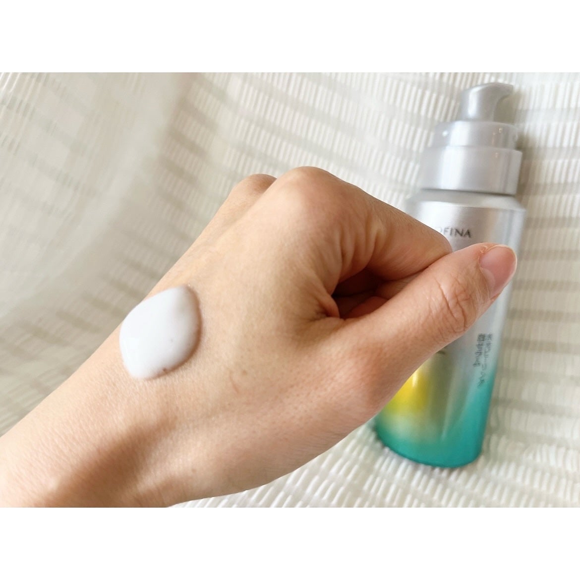 ソフィ-ナ iP 水光ピーリング泡セラム<ふきとり美容液>/SOFINA iP/美容液を使ったクチコミ(5枚目)