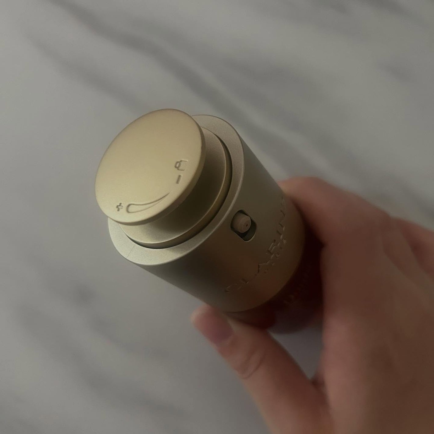 フィックス メイクアップ N/CLARINS/ミスト状化粧水を使ったクチコミ(2枚目)