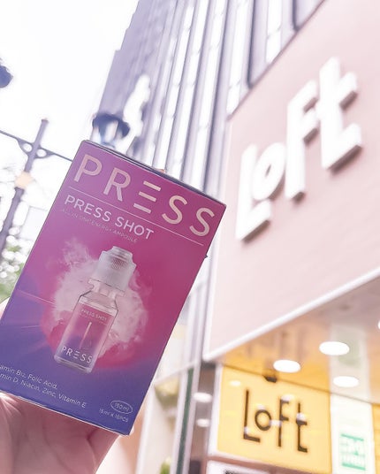 PRESS SHOT/PRESS SHOT/çŸå®¹ãµããªã¡ã³ãã䜿ã£ãã¯ãã³ãïŒ1æç®ïŒ