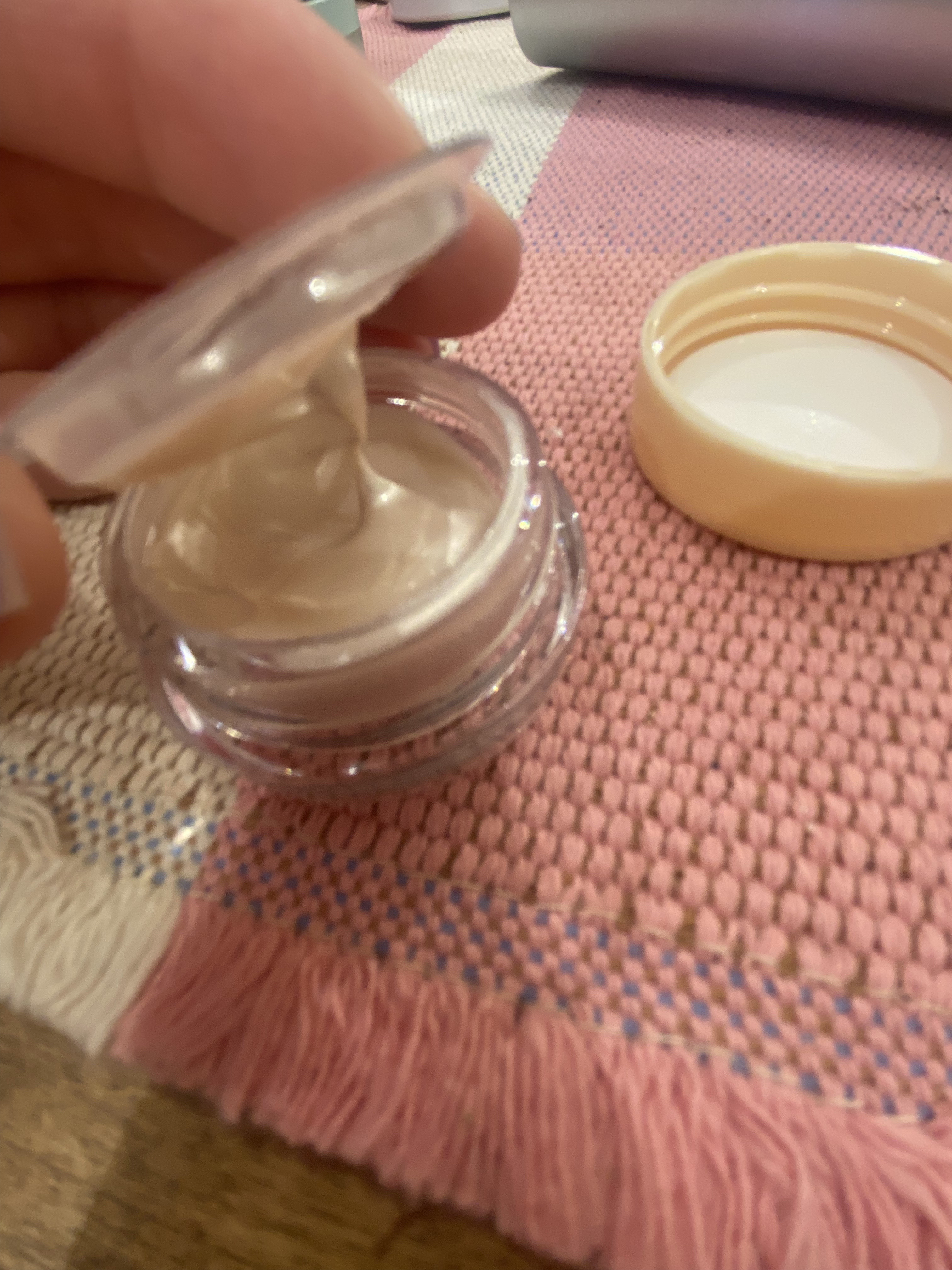 ジューシーパン グロッシージェリーハイライター 4 ムーンライト/A’pieu/クリームハイライトを使ったクチコミ（3枚目）