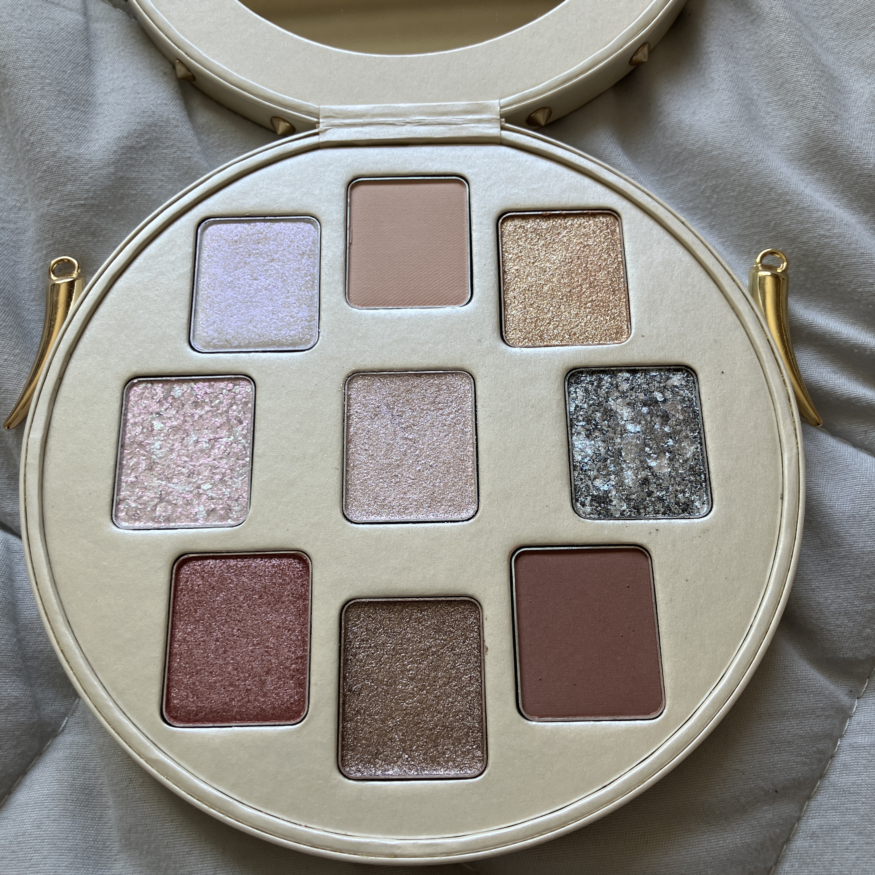 パール レベル クラッチ アイシャドー パレット/shu uemura/アイシャドウパレットを使ったクチコミ（1枚目）