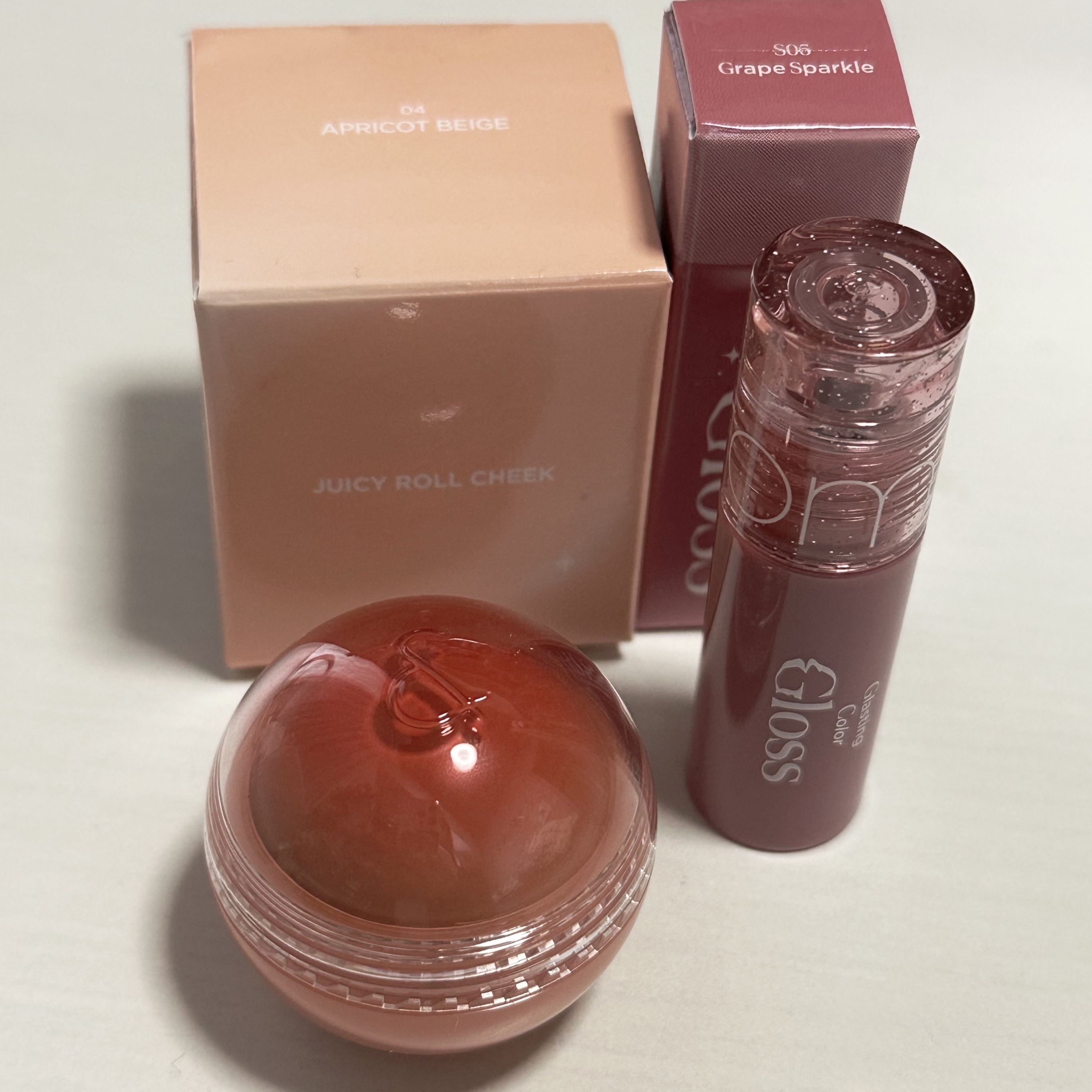 グラスティングカラーグロス/rom&nd/リップグロスを使ったクチコミ（1枚目）