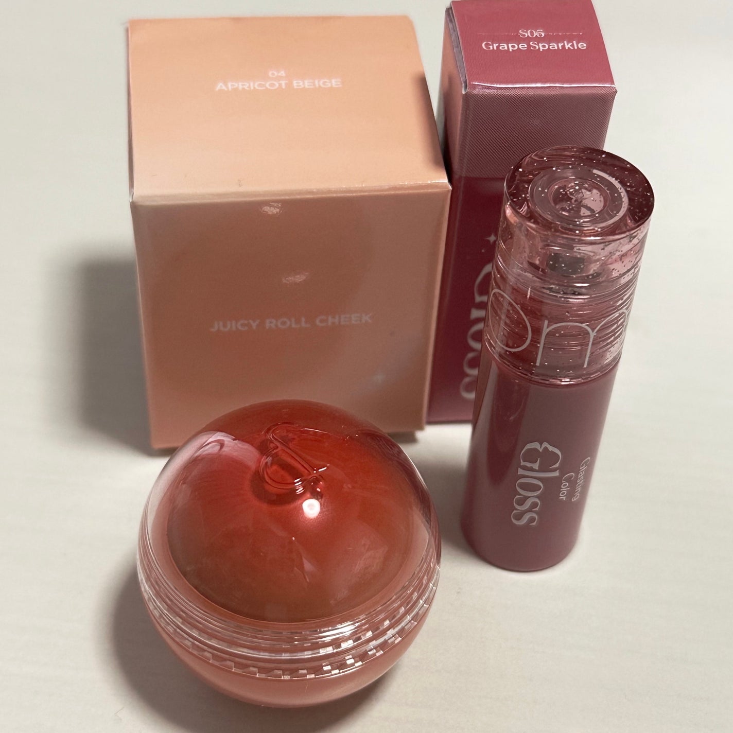 グラスティングカラーグロス/rom&nd/リップグロスを使ったクチコミ(1枚目)