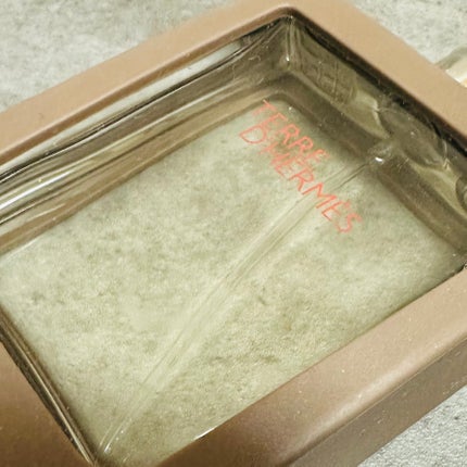 エルメス オー ド トワレ 《テール ドゥ エルメス》のクチコミ「エルメスオー ド トワレ 《テール ドゥ エルメス》
【あ、エルメス店内の香り】
パケが限.....」(2枚目)