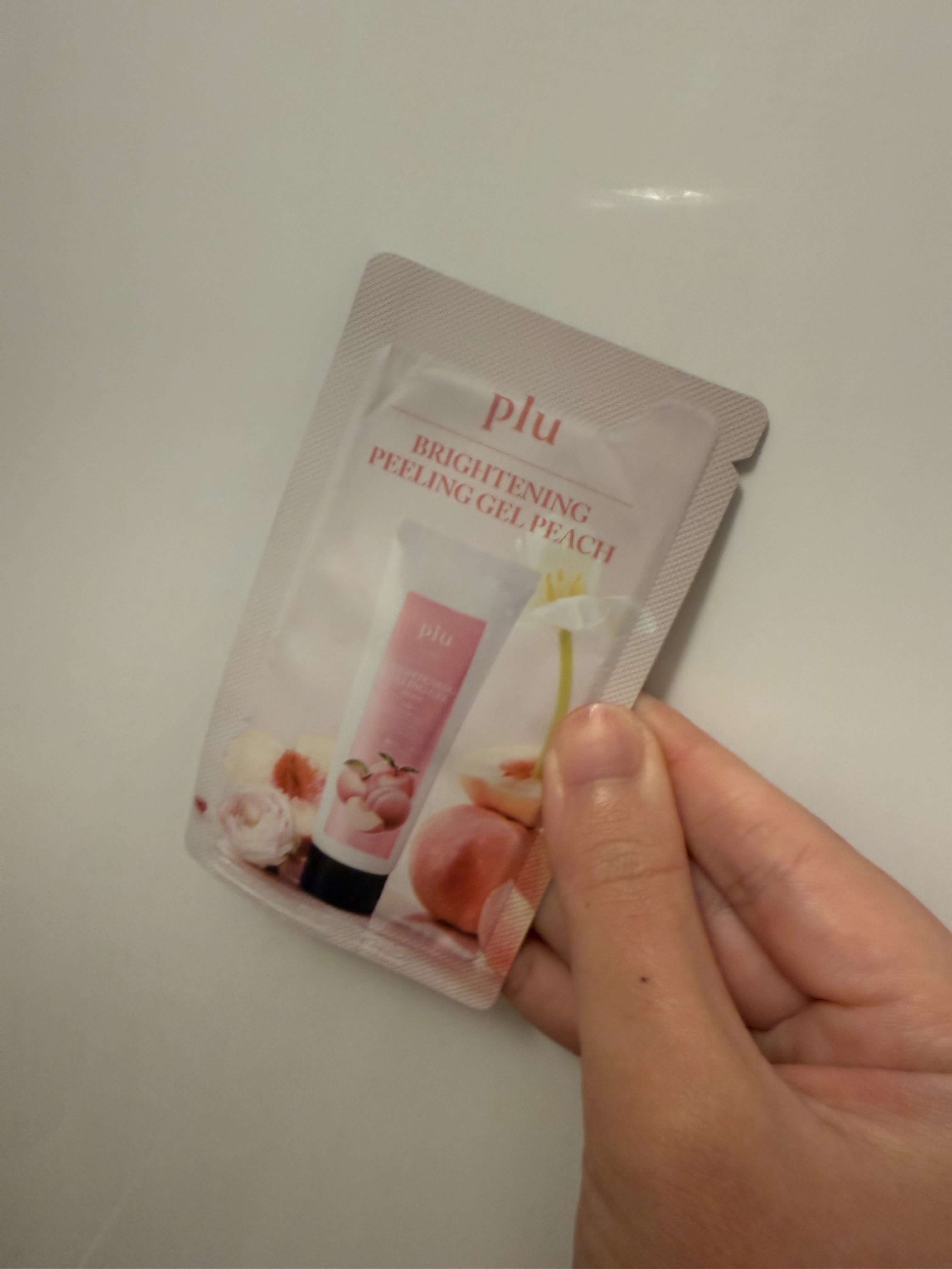 ボディスクラブ ピンクフローラル/plu/ボディスクラブを使ったクチコミ（2枚目）