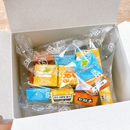 narukuru❤︎ on LIPS 「コスメネタじゃないんですが、かわいかったので。セブンで箱がか..」(4枚目)