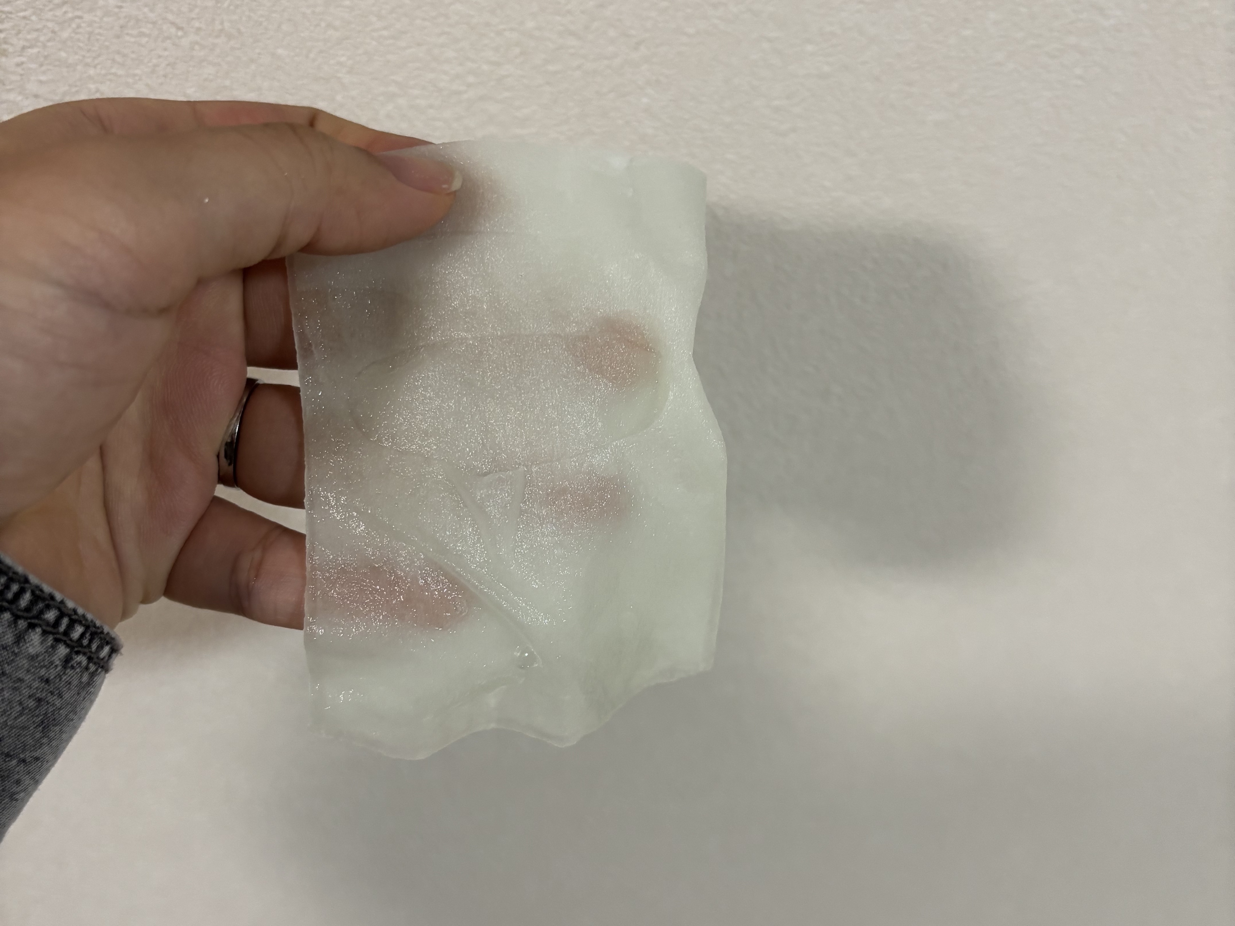 めるのクチコミ「VTシカレチA セブンデイズマスク

7枚入りなのにめっちゃひたひた！
ほんのりかおるCICA.....」（3枚目）