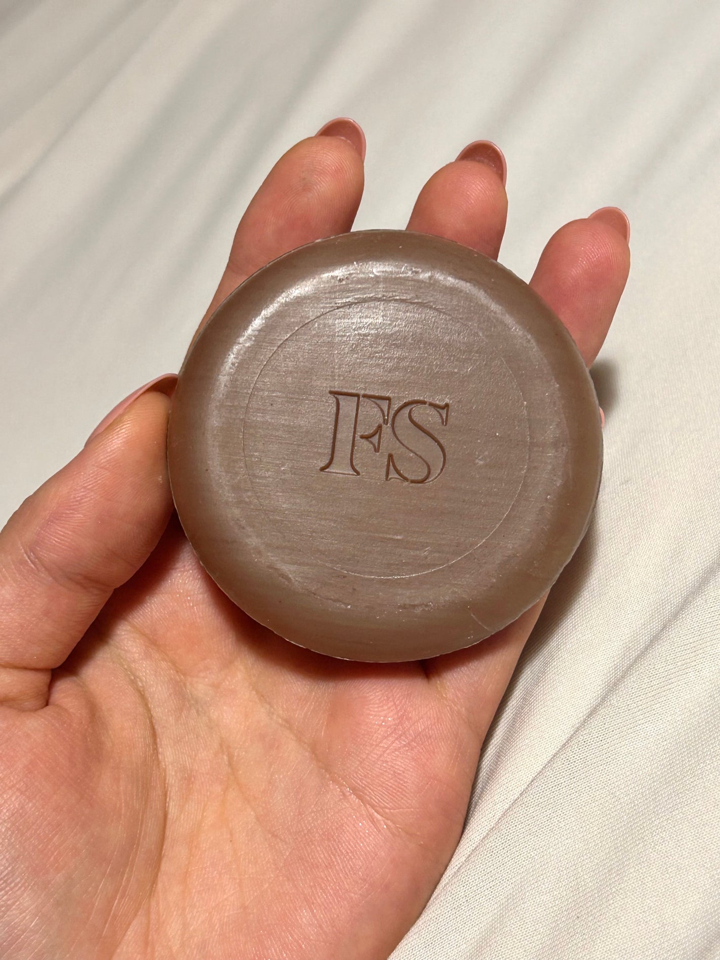 hana on LIPS 「リアーナの化粧品ブランドFentyBeautyのスキンケアライ..」(1枚目)